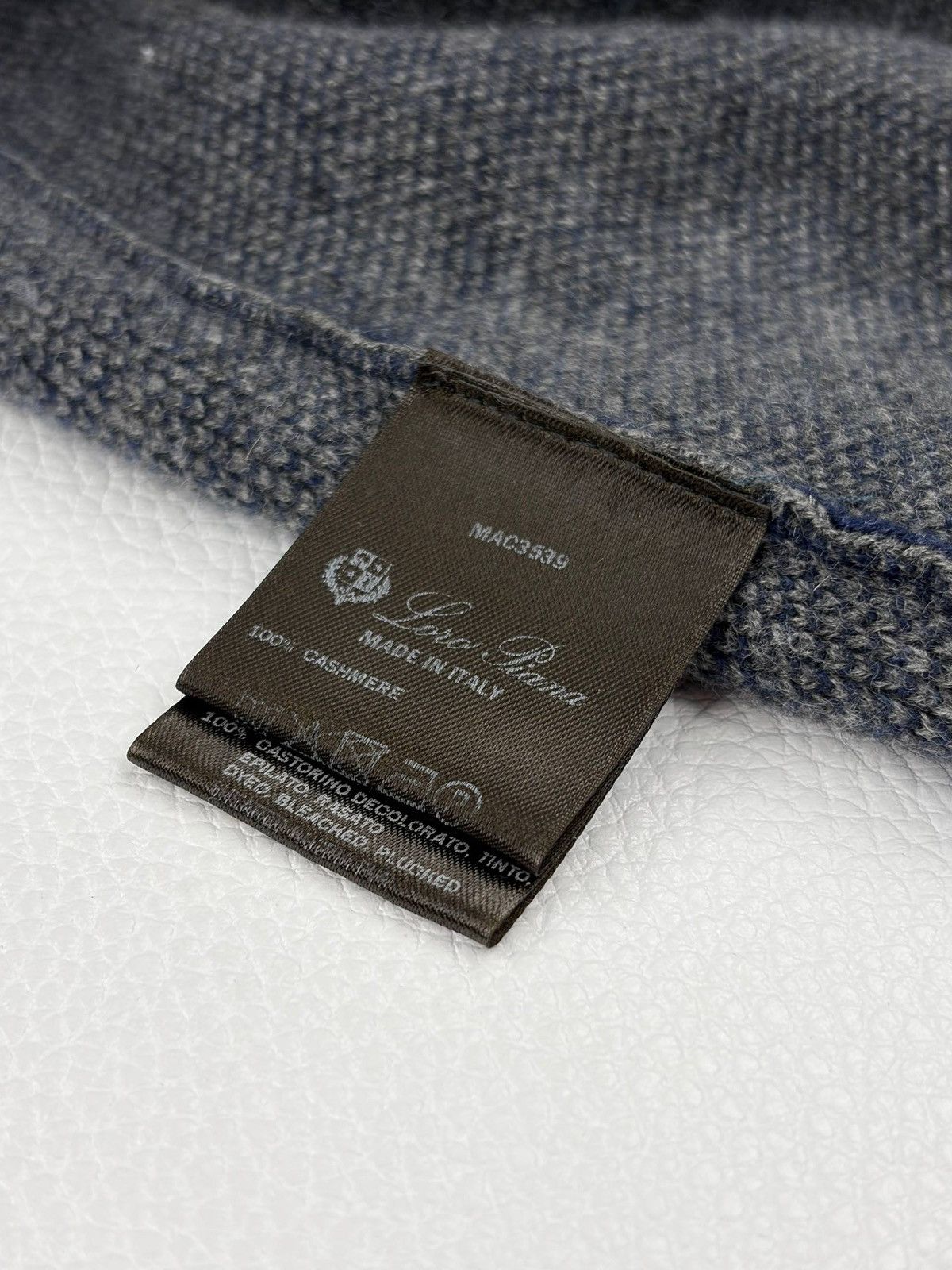 Loro Piana Loro Piana Cashmere zip sweater Size US M / EU 48-50 / 2 - 6 Thumbnail