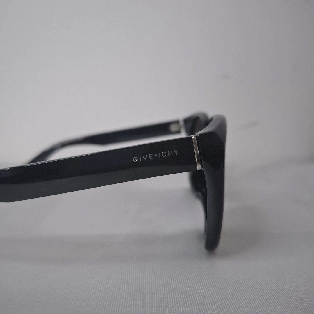 Givenchy GIVENCHY Glossy Black Grey Gradient Cateye Sunglasses Size ONE SIZE - 4 Thumbnail