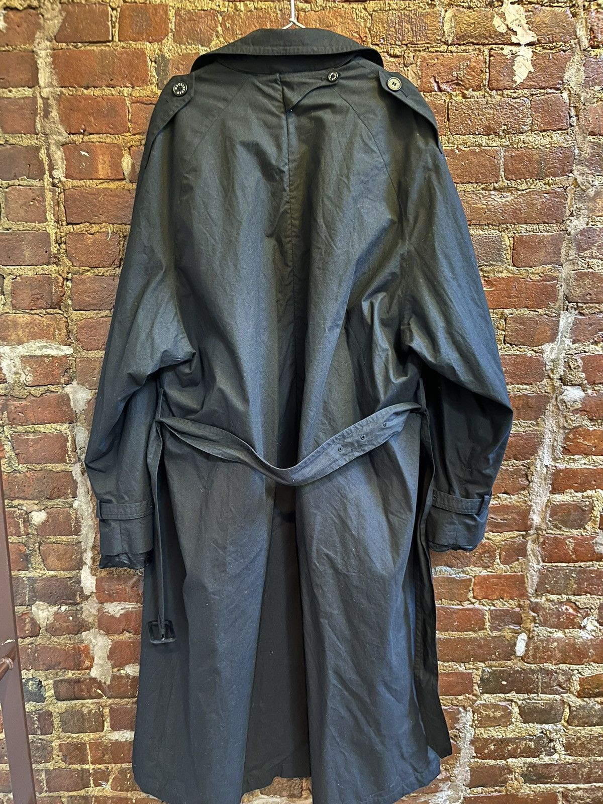 Mackintosh × Vetements Vetements x mackintosh collab trench coat black Size US M / EU 48-50 / 2 - 2 Thumbnail
