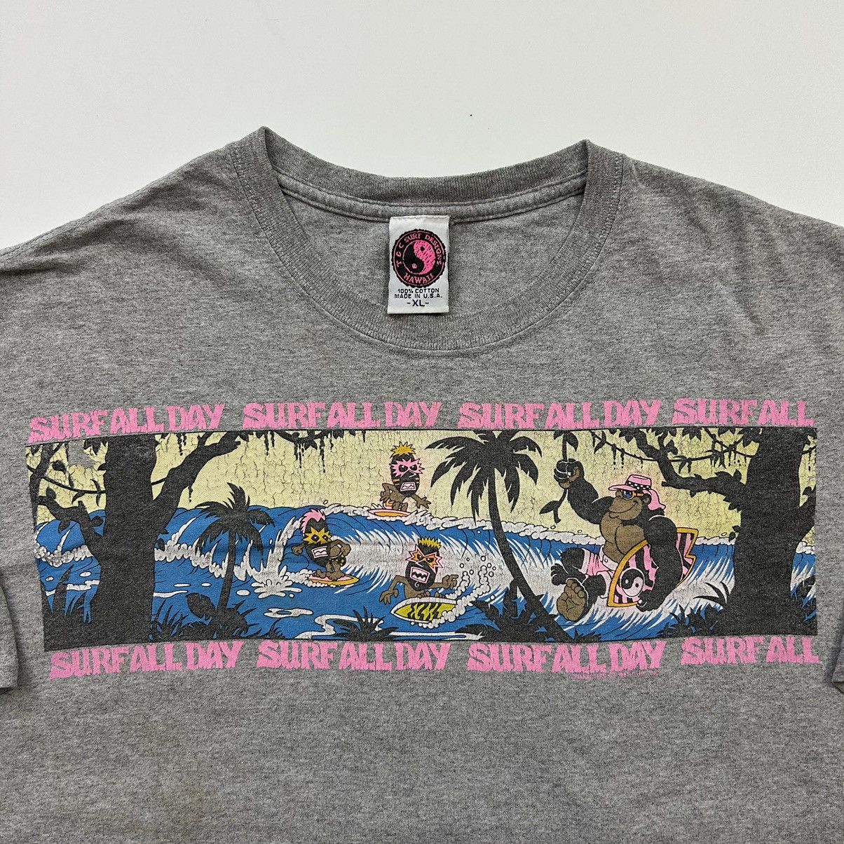 Vintage Vintage Town and Country Surf Design T-shirt 80s 90s XL