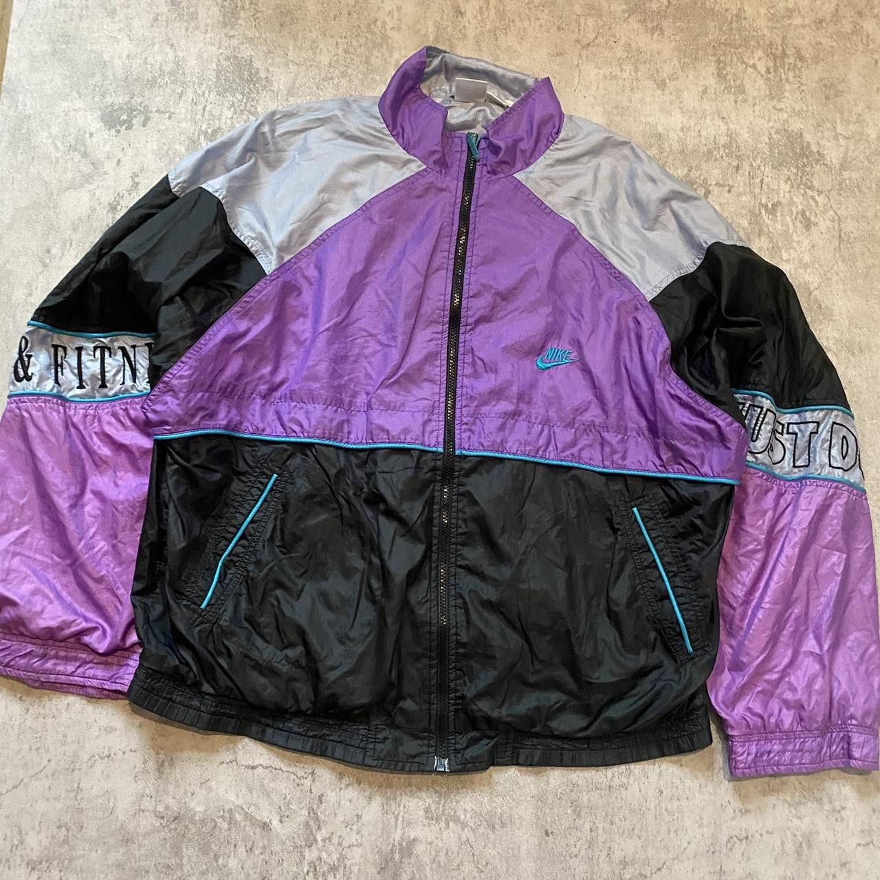 Nike 80s Nike windbreaker Boxy with unique purple, Size US L / EU 52-54 / 3 - 1 Thumbnail