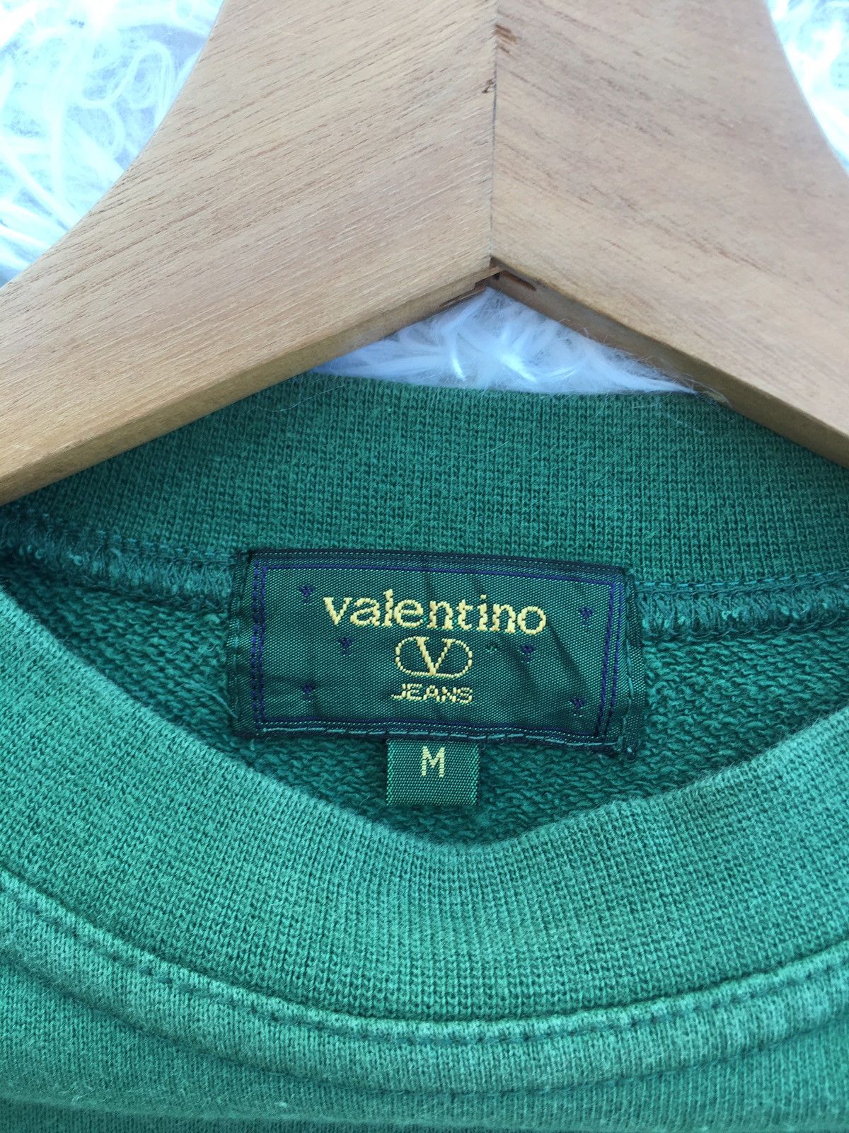 Valentino Rare Vintage Valentino Spellout Sweater Size US M / EU 48-50 / 2 - 9 Thumbnail