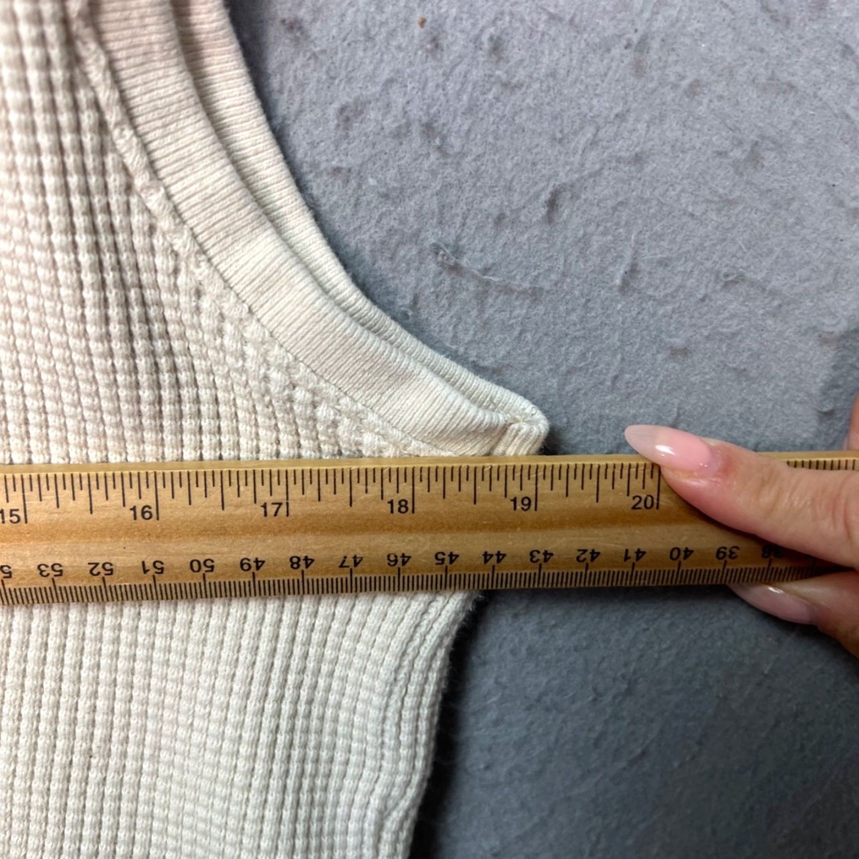 Zara VINTAGE Zara Womens Large Beige Waffle Knit Sleeveless Sweater Vest Cotton Blend Shirt Womens Casual Beige Knit Vest 90s? Size L / US 10 / IT 46 - 5 Thumbnail