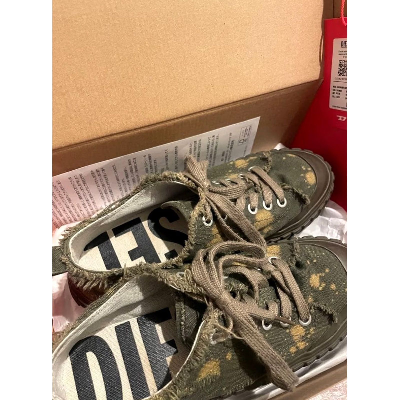 Diesel VINTAGE Diesel Men 7.0US Platform Low-Cut Sneakers Luxury Casual Stylish Durable Italian 90s 00s Size US 7 / EU 40 - 2 Thumbnail