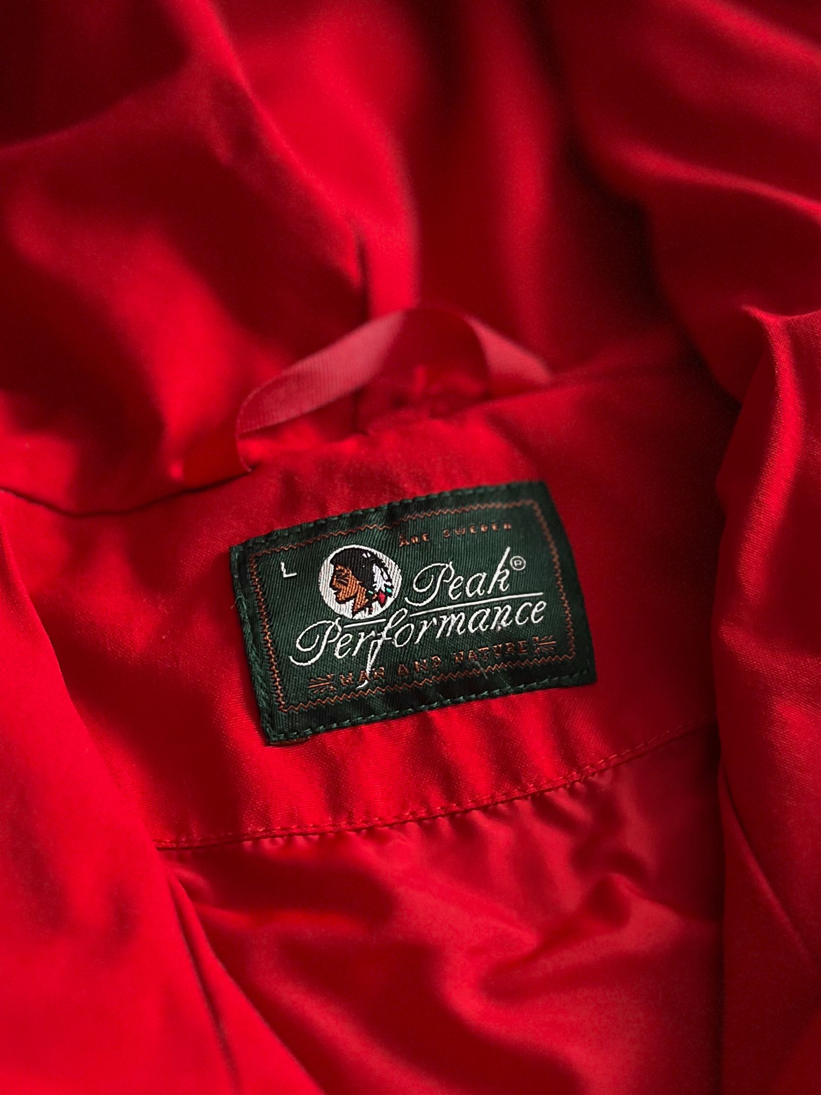 Peak Performance Red womens Peak Performance HIPE jacket size L Size L / US 10 / IT 46 - 2 Thumbnail