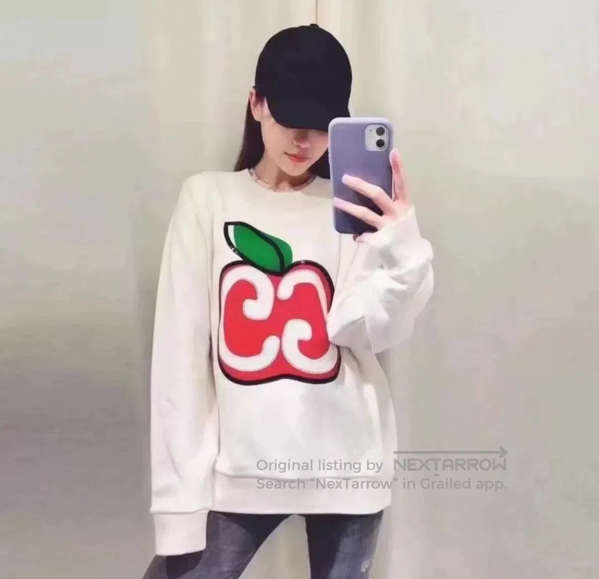 Gucci Gucci Apple Print Sweatshirt. Size XS / US 0-2 / IT 36-38 - 7 Thumbnail