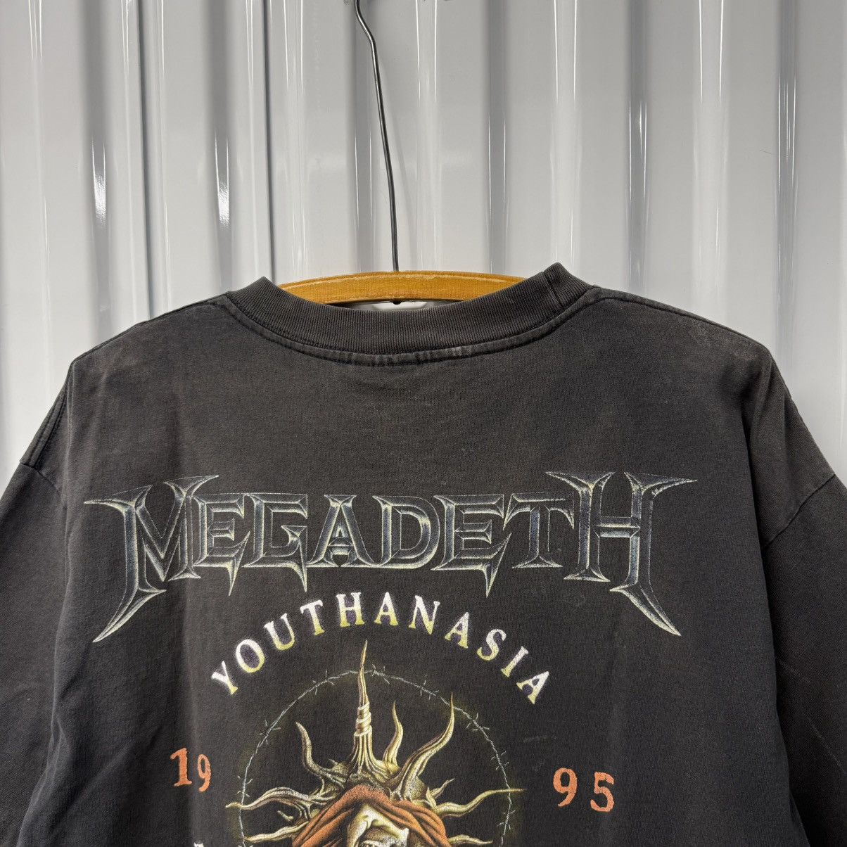 Band Tees × Megadeth × Vintage Vintage 1995 Megadeth Youthanasia North America Tour Tee Size US XL / EU 56 / 4 - 16 Thumbnail