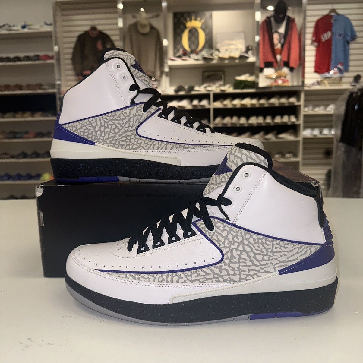 image of Size 11 - Jordan 2 Retro Concord 2014 Shoes in White, Men's