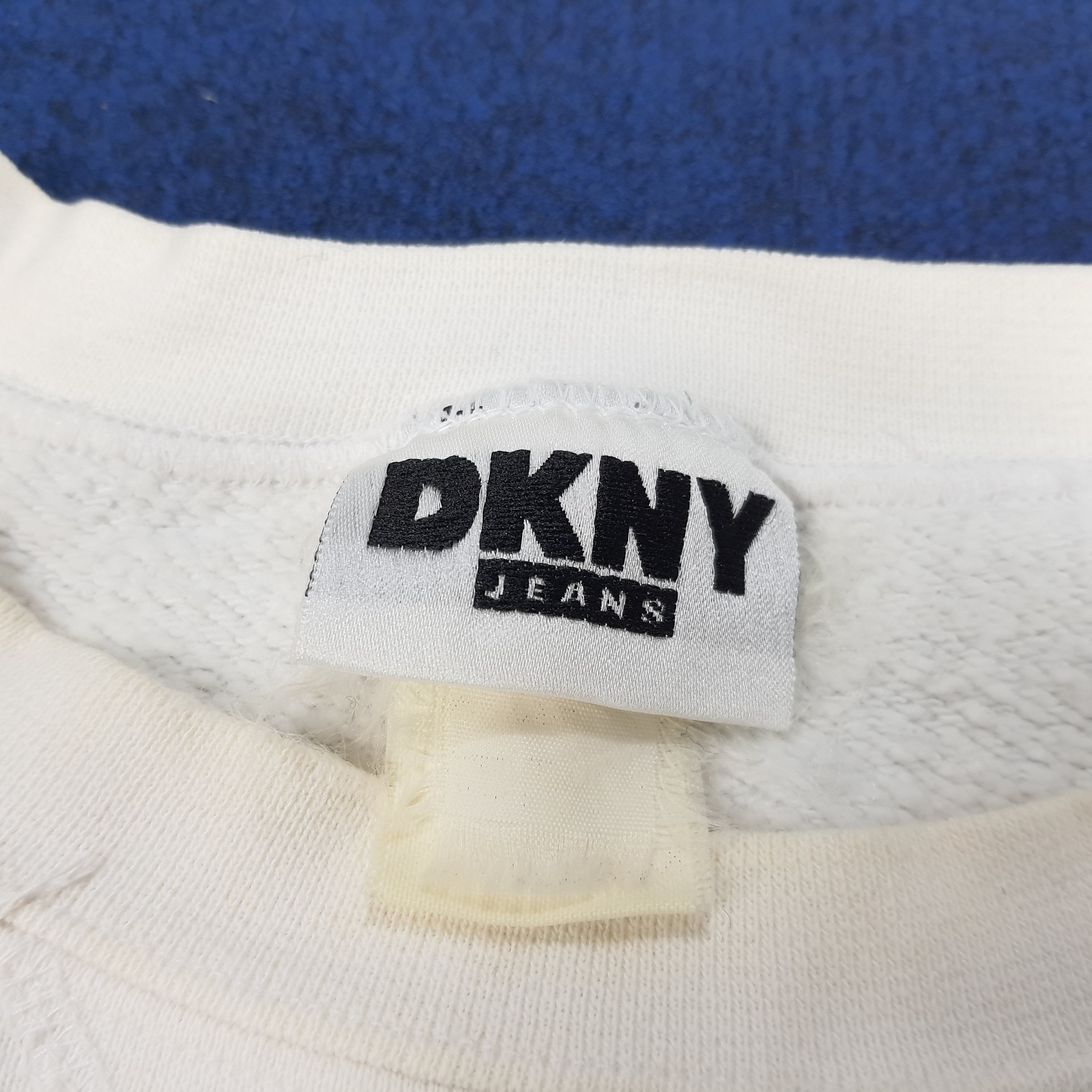 DKNY × Vintage Vintage DKNY New York Streetwear Sweatshirt Size US L / EU 52-54 / 3 - 4 Thumbnail