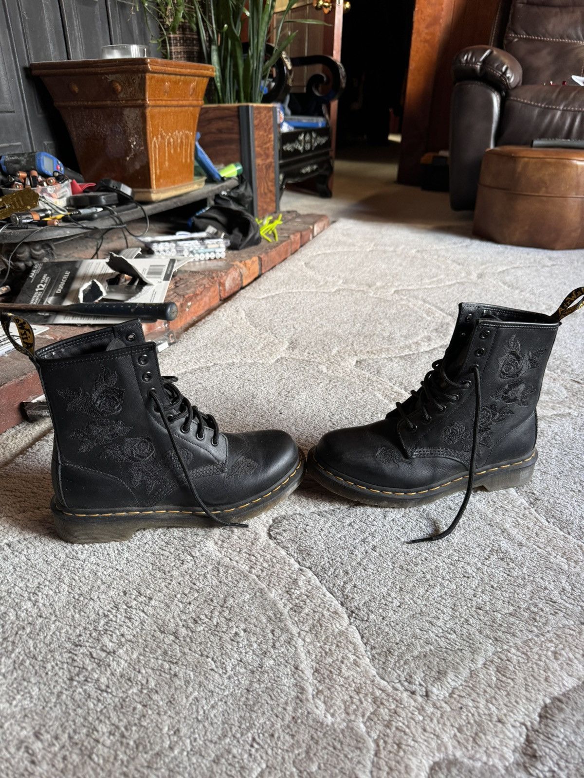 Dr. Martens Dr. Marten 1460 Vondo Mono Floral Boot Size US 7 / IT 37 - 3 Thumbnail