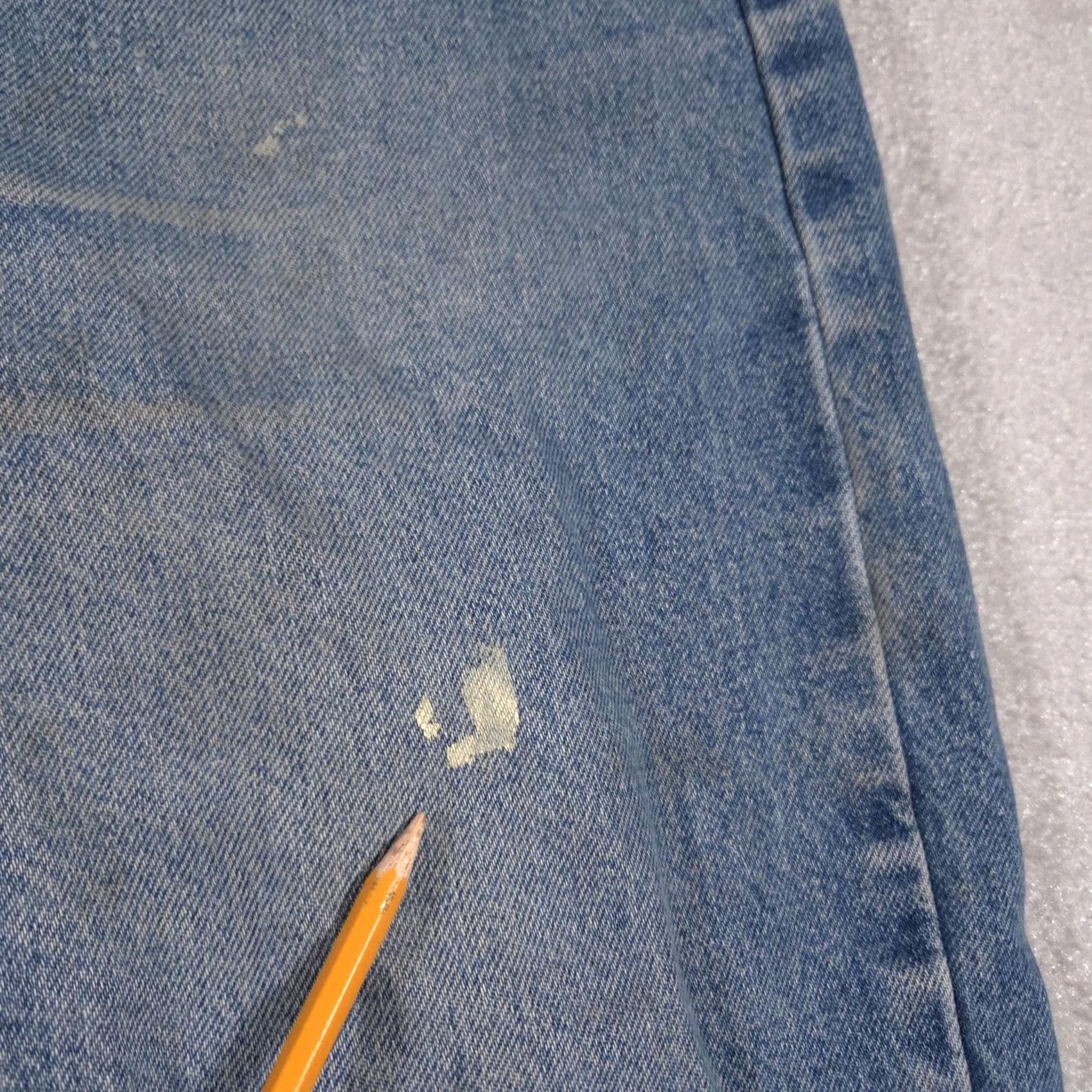 Carhartt VINTAGE Carhartt Jeans Mens 44x30 Blue Relaxed Fit B17 DST Denim Distressed Paint Stain Regular Men? Size US 44 / EU 60 - 7 Thumbnail