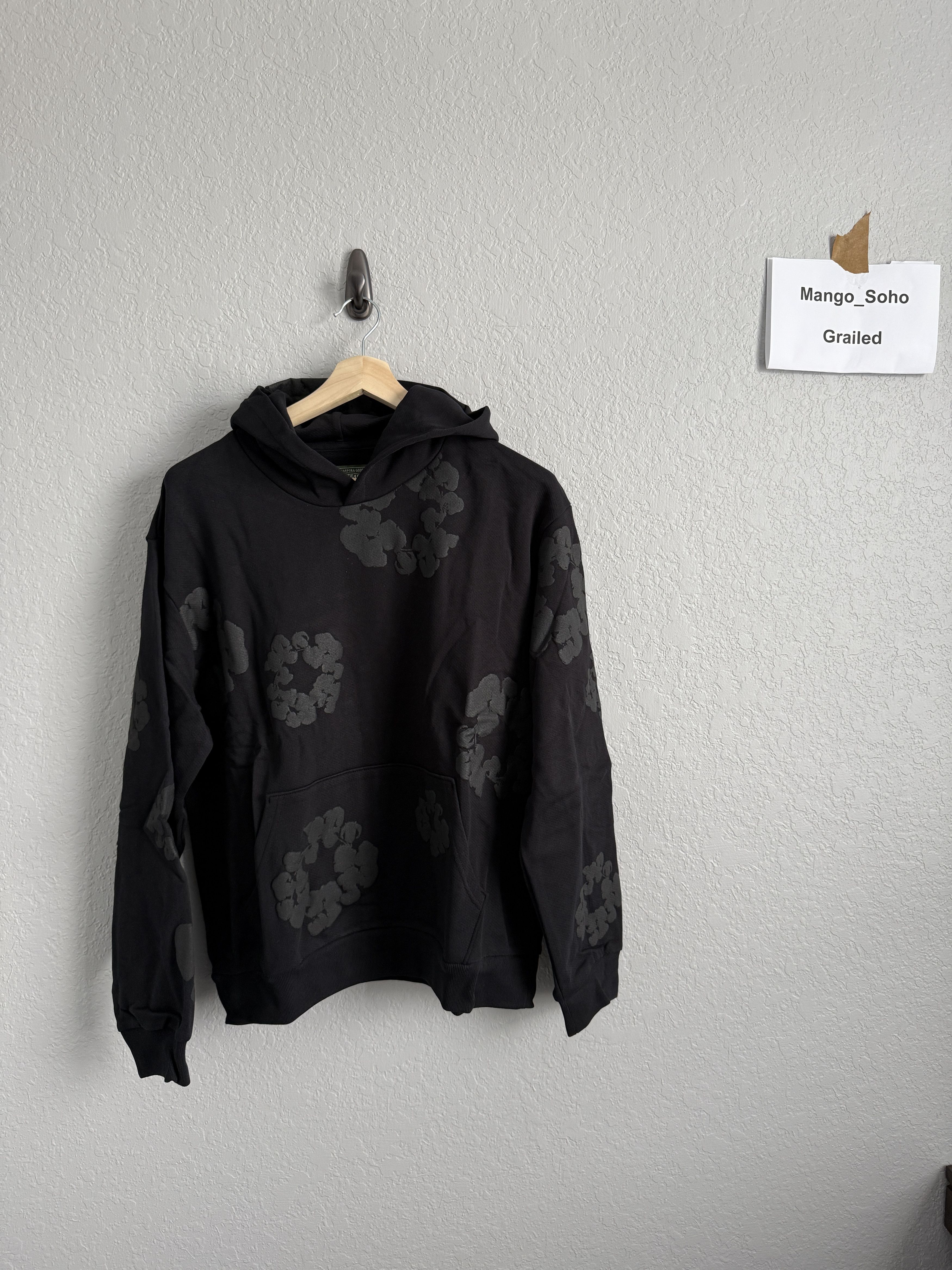 DENIM TEARS Denim Tears Monochrome Black Hoodie Size XL Size US XL / EU 56 / 4 - 2 Thumbnail