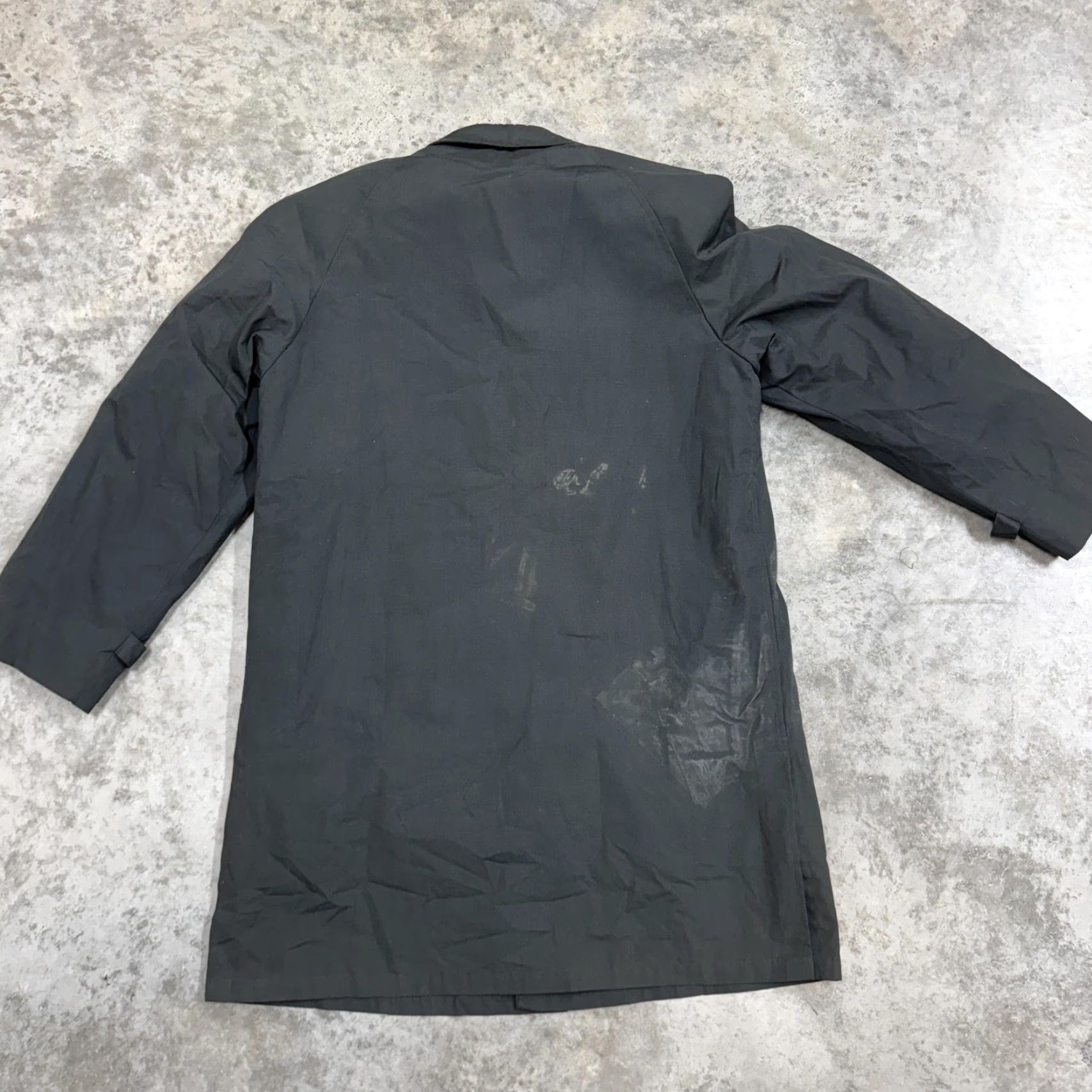 Rains VINTAGE Cricketeer Coat Mens M Gray Rain Trench Weathercoat Lined 60s 70s Weathercoat Coat Mens Gray Rain Coat Vintage 60s 70s Cricketeer Coat Size US M / EU 48-50 / 2 - 5 Thumbnail