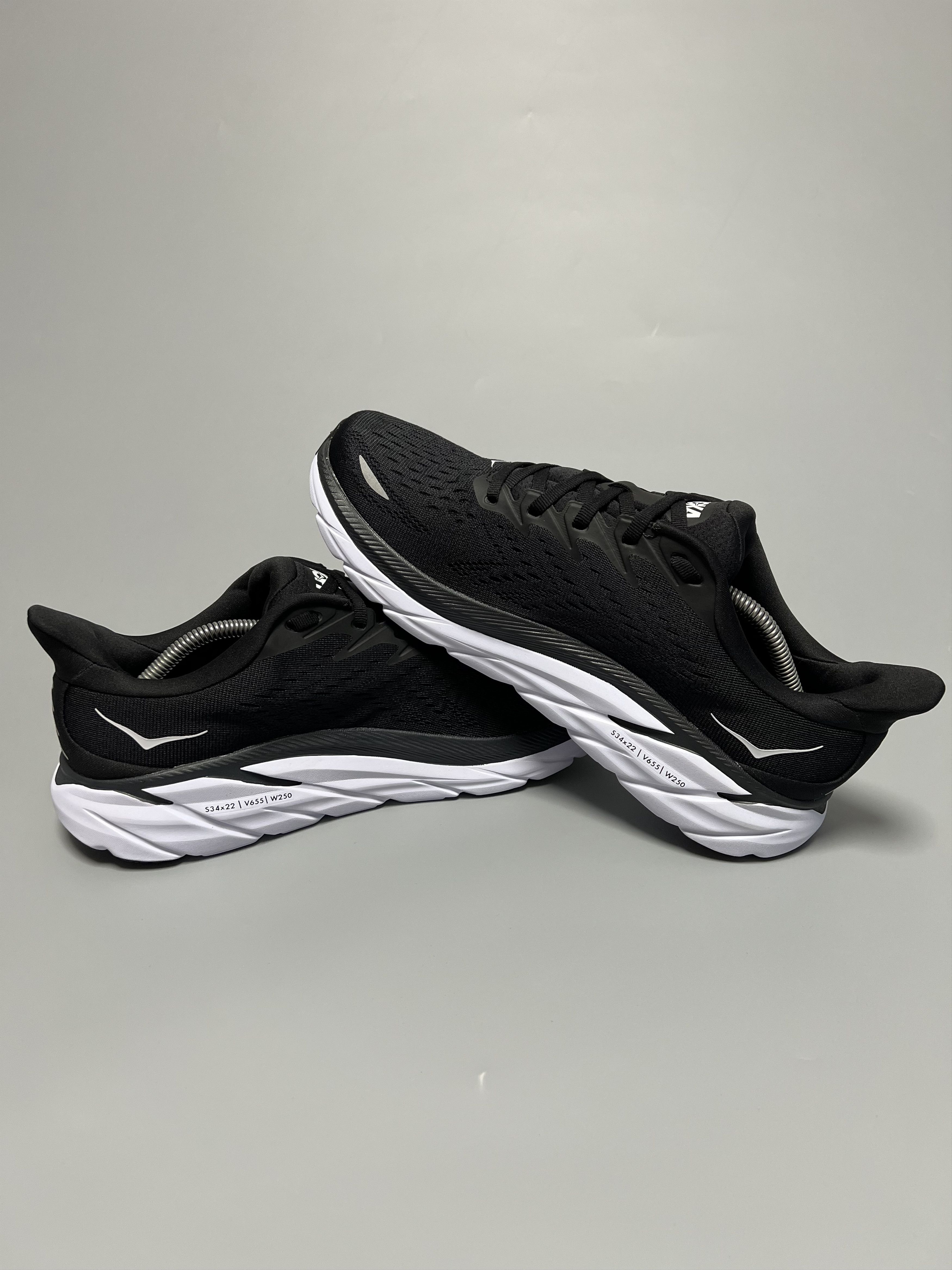 Hoka 10D Hoka One One Clifton 8 Running Shoes Gym Walking Size US 10 / EU 43 - 5 Thumbnail