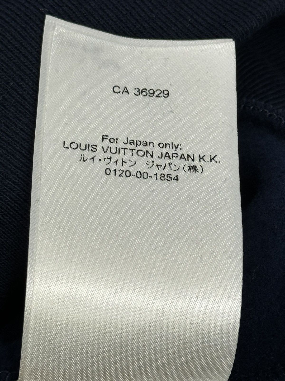 Louis Vuitton VIRGIL ABLOH FW 2022 BUTTERFLY EMBROIDERED JUMPER 1AATBO Size US XL / EU 56 / 4 - 7 Thumbnail
