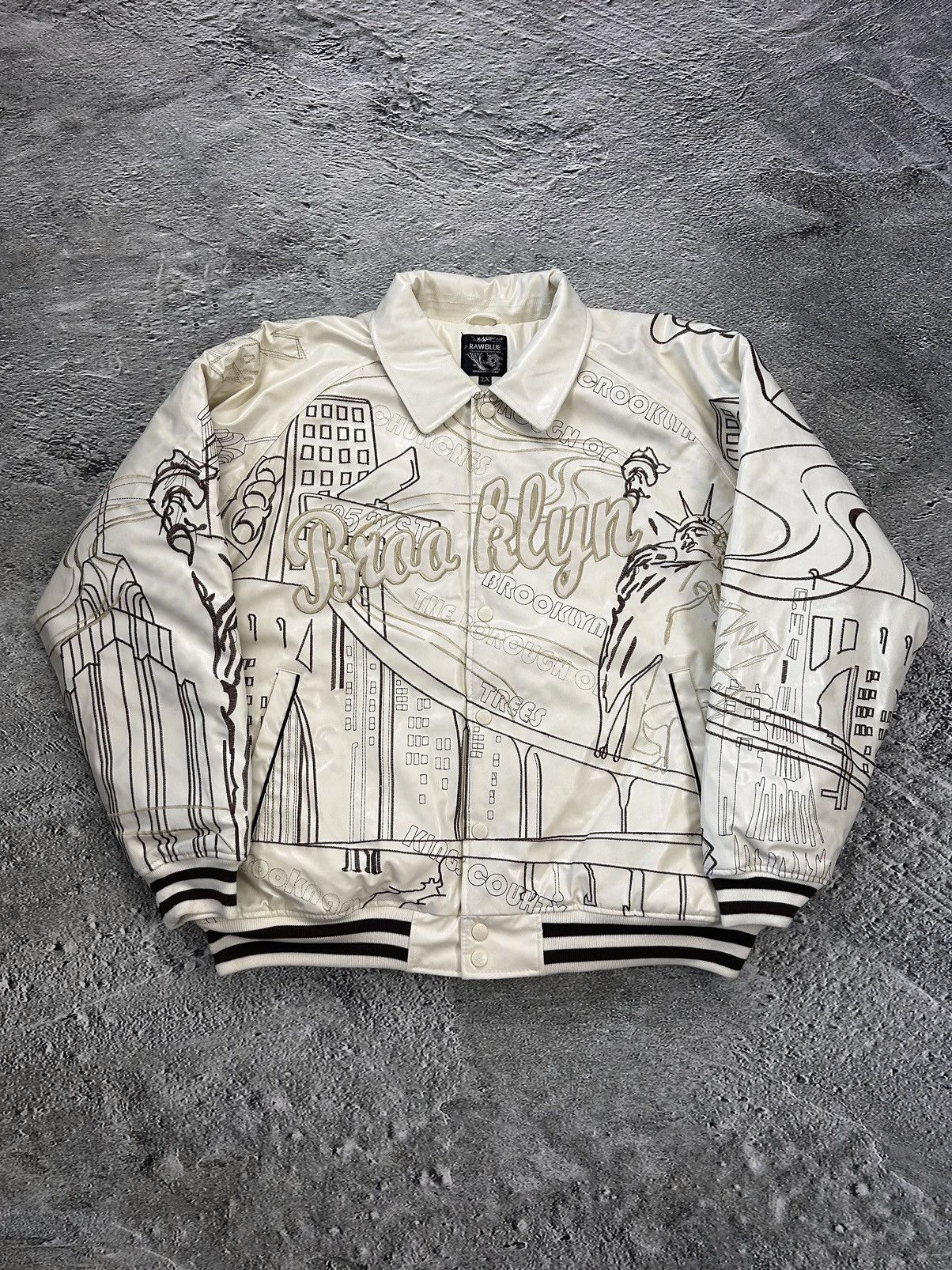 Vintage Raw Blue vintage white bomber jacket Brooklyn New York Size US XXL / EU 58 / 5 - 1 Thumbnail