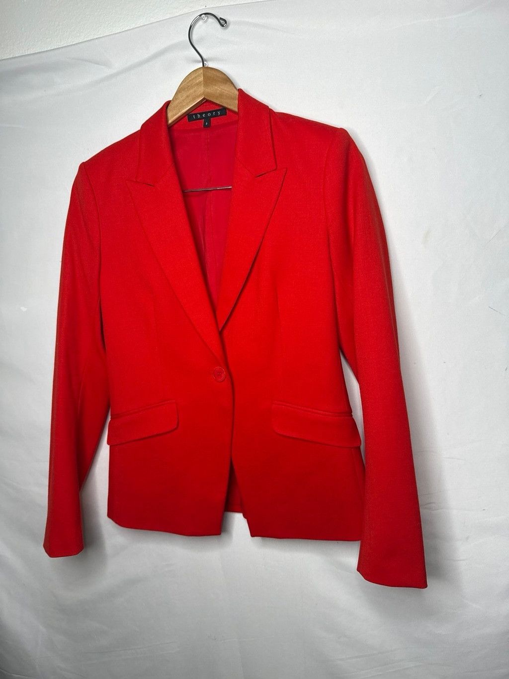 Theory NWOT Theory 94% WOOL red one button lapel blazer jacket sz 2 Size XS / US 0-2 / IT 36-38 - 2 Thumbnail