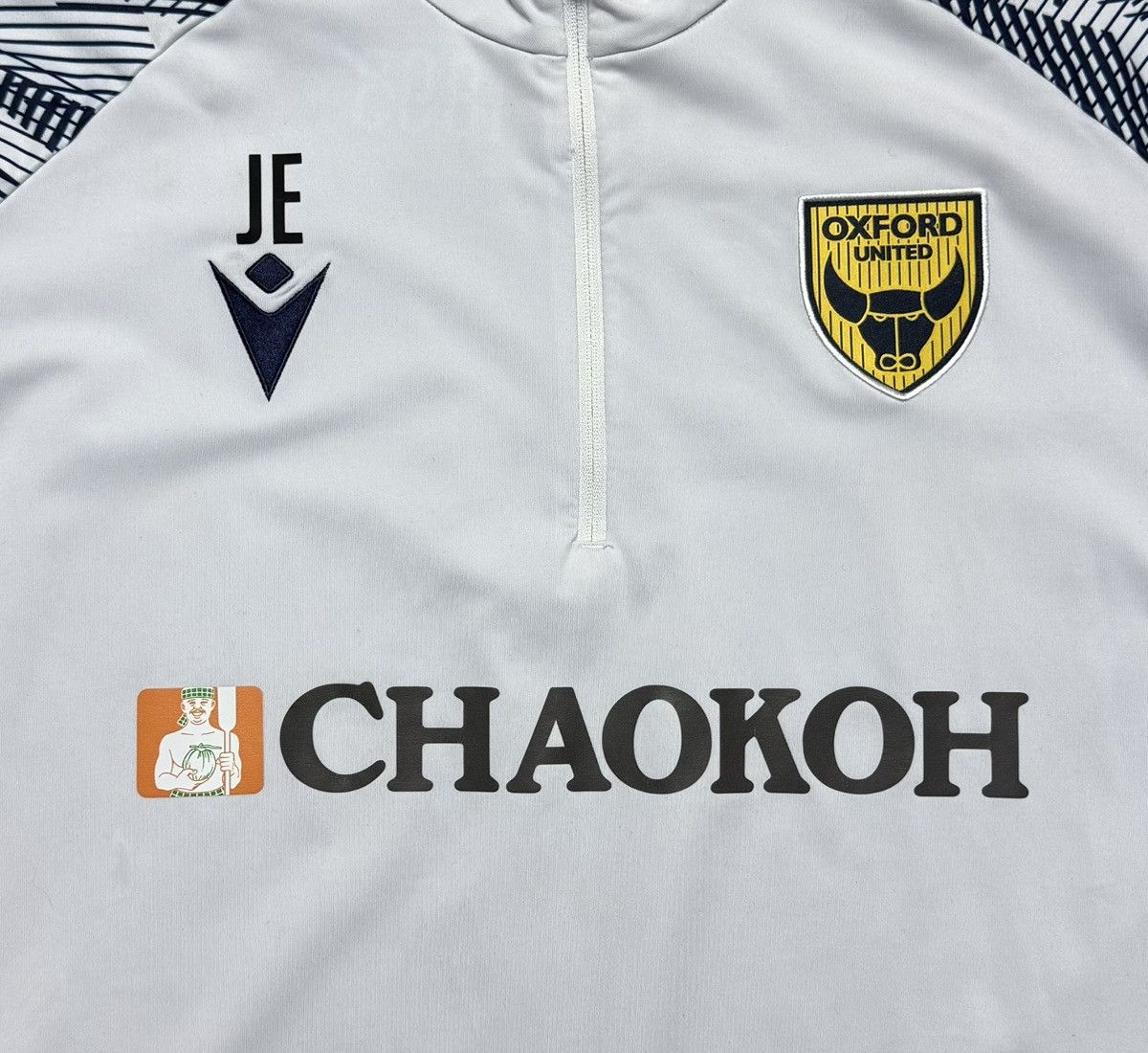 Macron Oxford United 2022 2023 Football Soccer 1/4 Zip Top Macron Size US XL / EU 56 / 4 - 5 Thumbnail