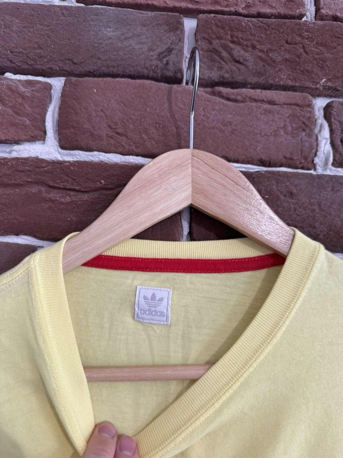 Adidas Very Rare 2006 Adidas Bunny Wailer Marley Yellow T Shirt M Size US M / EU 48-50 / 2 - 5 Thumbnail