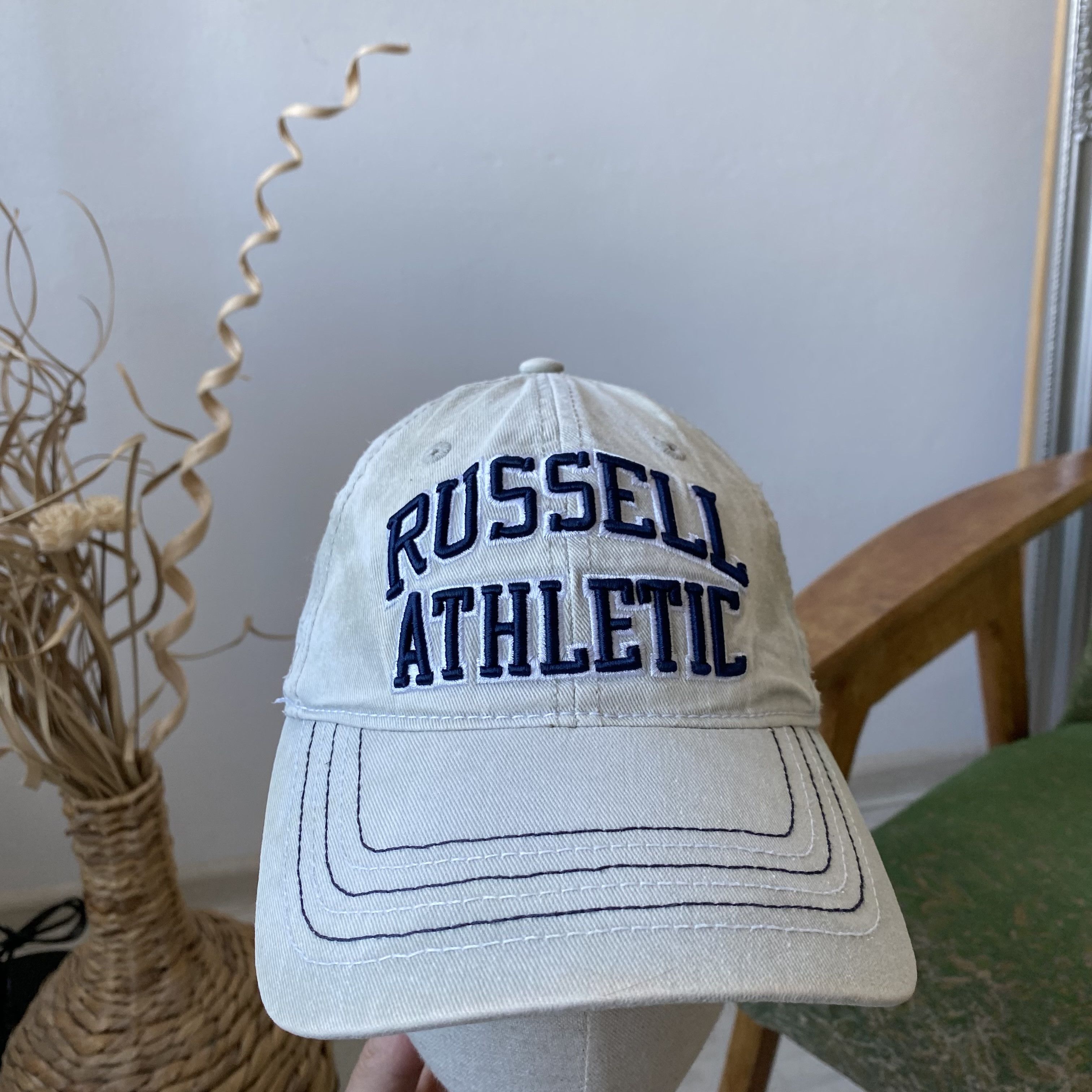 Russell Athletic 🧢 Vintage Faded Russell Athletic cap Big logo Dad hat Size ONE SIZE - 2 Thumbnail