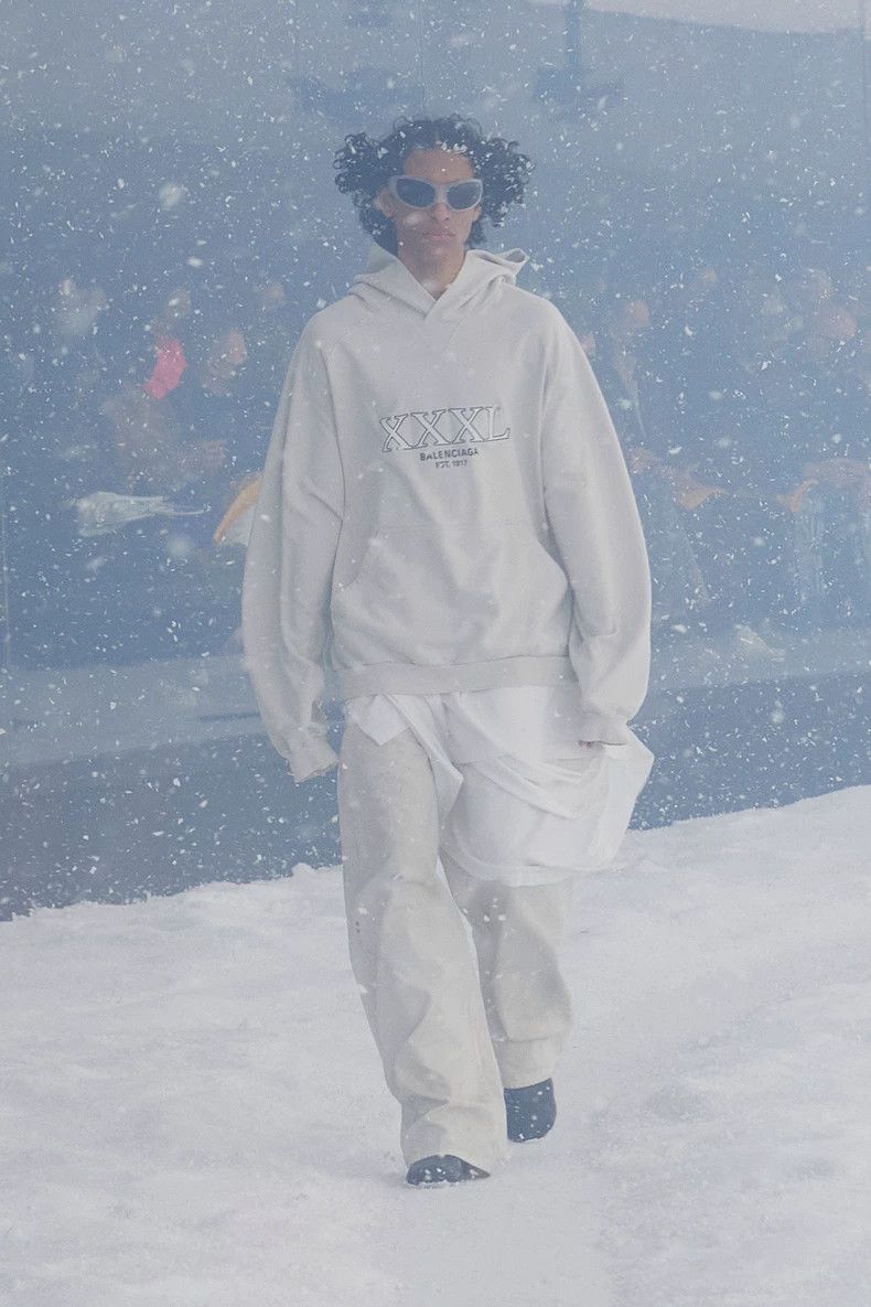 Balenciaga Balenciaga FW22 Blizzard 3XL Embroidered Fake Two-Piece Pat Size US S / EU 44-46 / 1 - 7 Thumbnail