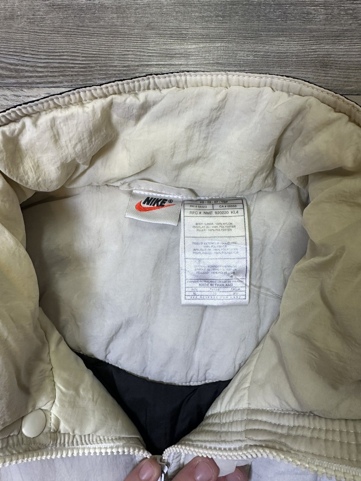 Nike 90’s black and white Nike puffer jacket with single swoosh Size US XL / EU 56 / 4 - 8 Thumbnail