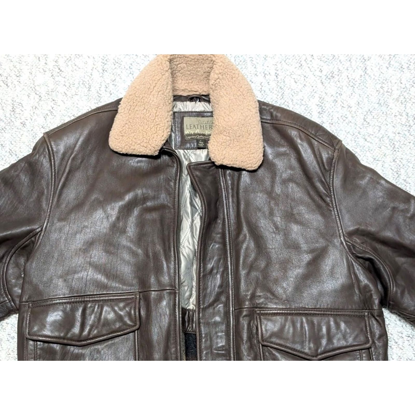 Vintage VINTAGE Cabela's bomber jacket Leather brown L Mens Lambskin 44-46 Flight aviation Size US L / EU 52-54 / 3 - 5 Thumbnail