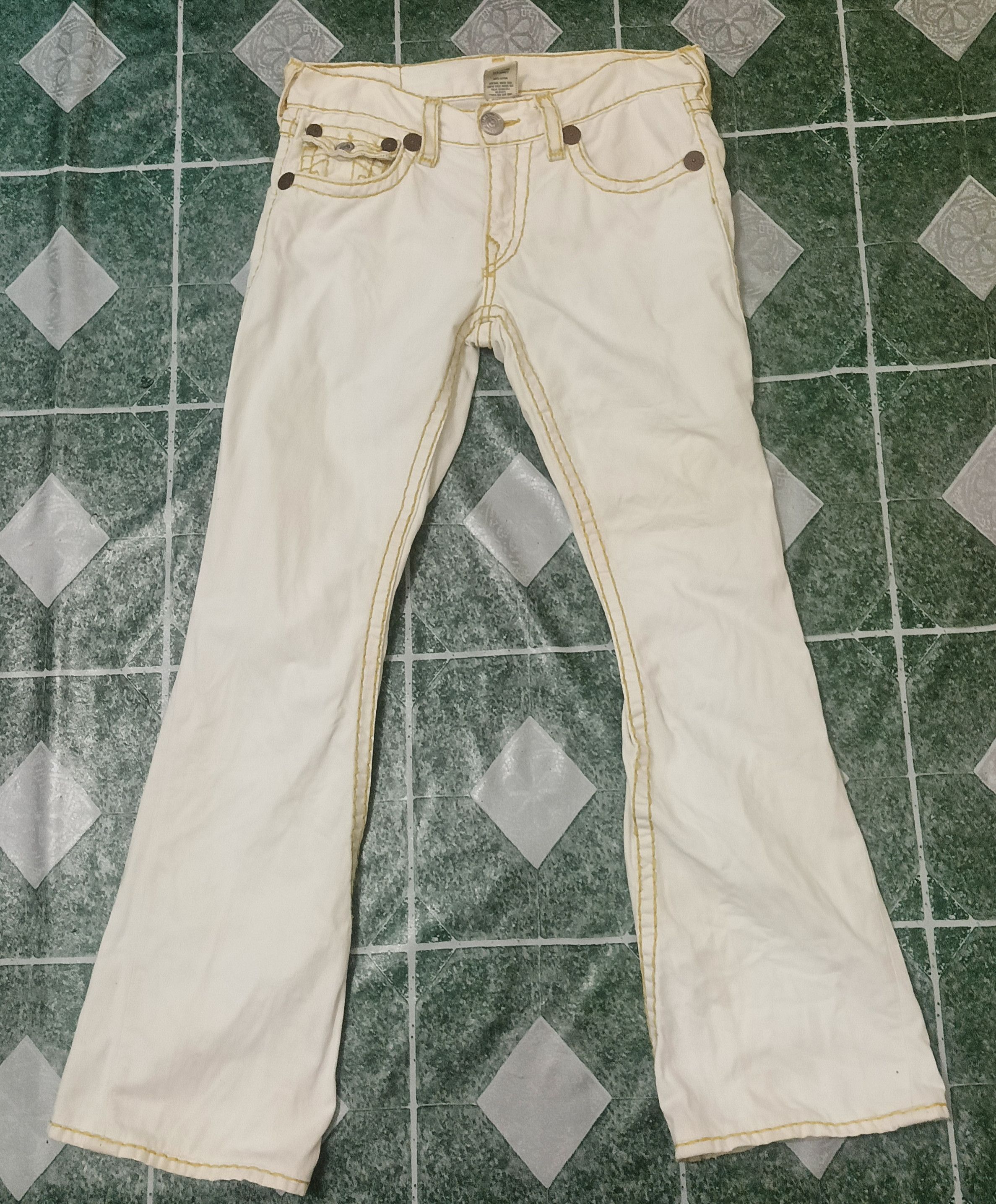 True Religion Rare!!! True Religion Row Seat Flared Yellow Gold Stitch Size US 32 / EU 48 - 2 Thumbnail