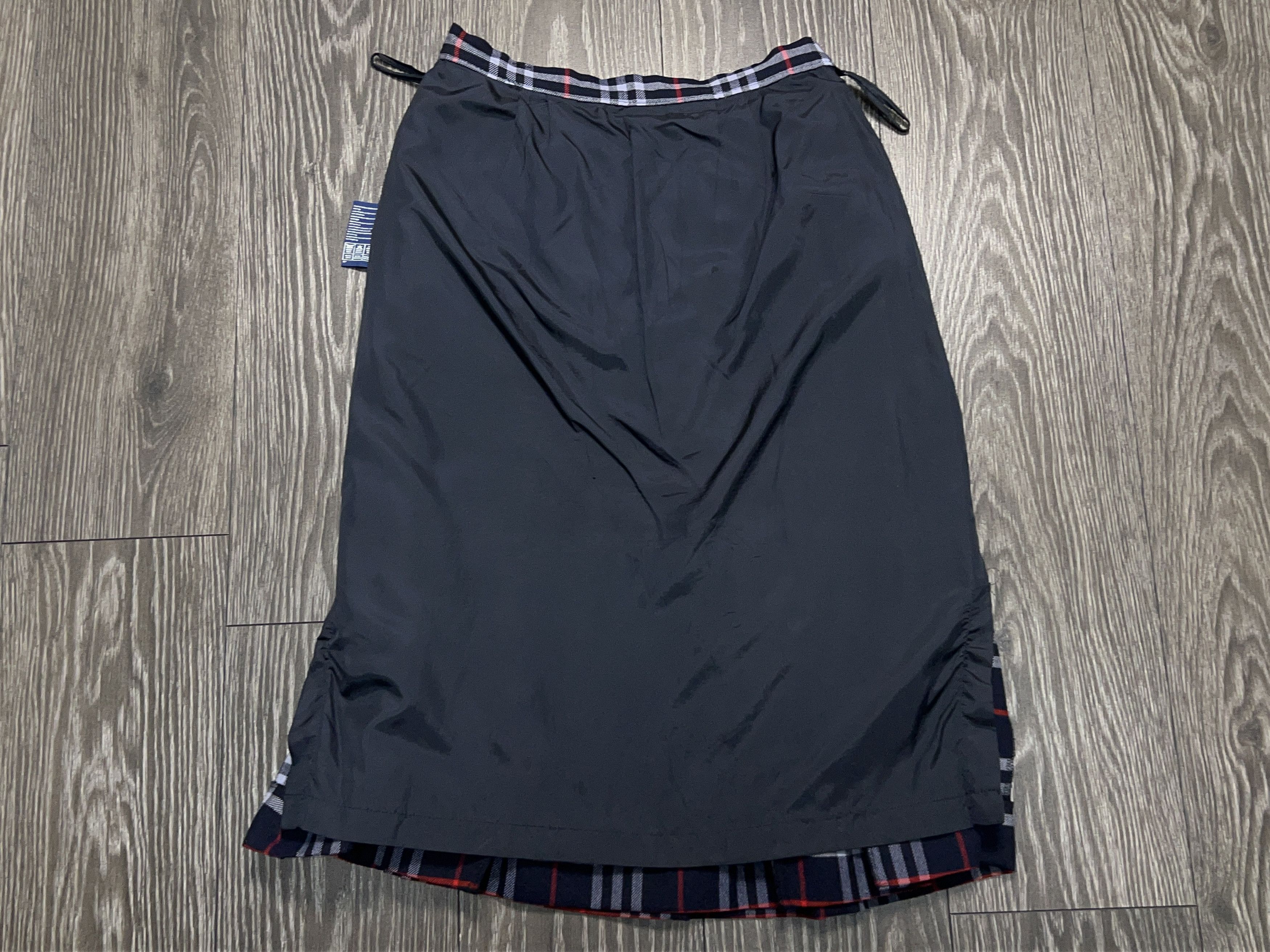 Burberry Vintage Womens 1990s Burberrys London Wool Check Plaid Skirt Size 28" / US 6 / IT 42 - 12 Thumbnail