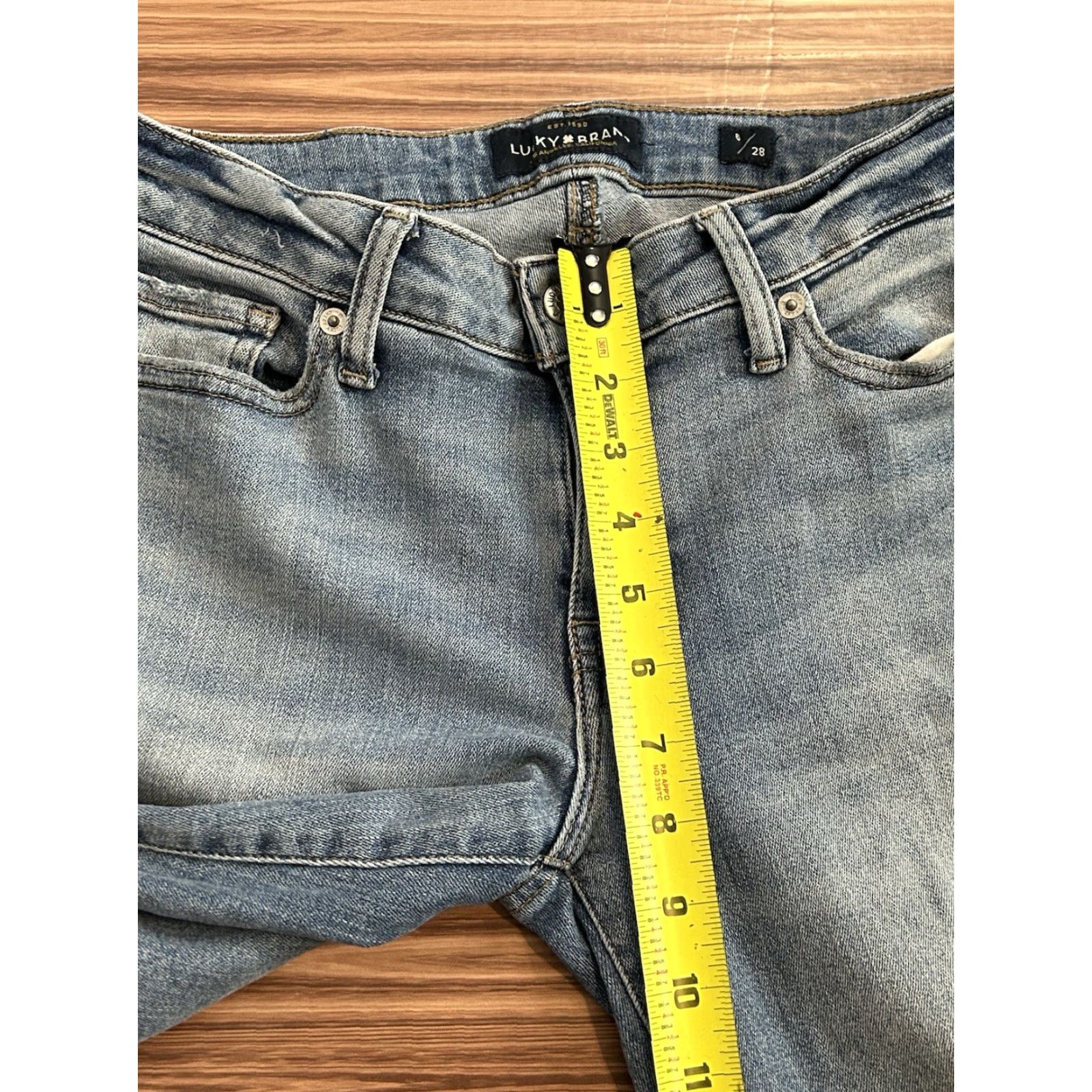 Lucky Brand Lucky Brand Lolita super Skinny Jeans Women's Blue Denim size 6/28, 5-Pocket Design, Zip Closure, Stretch, Medium Wash, Vintage Size 28" / US 6 / IT 42 - 4 Thumbnail