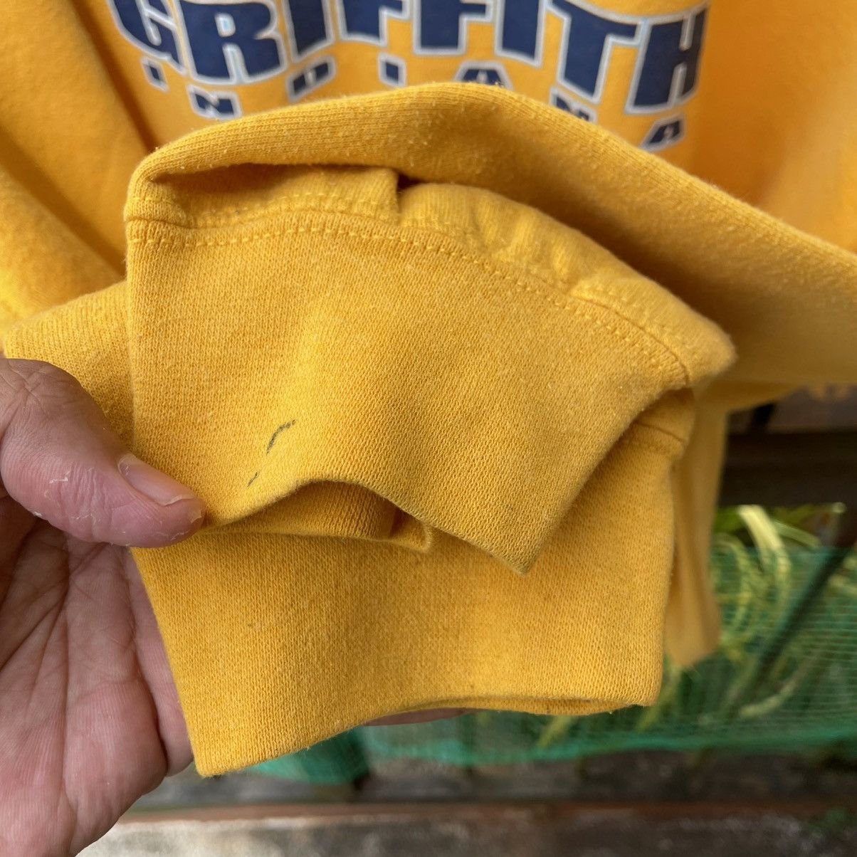 Gildan × Vintage 🔥Vintage Griffith Indiana Big Logo Spellout Sweatshirts Size US M / EU 48-50 / 2 - 8 Thumbnail
