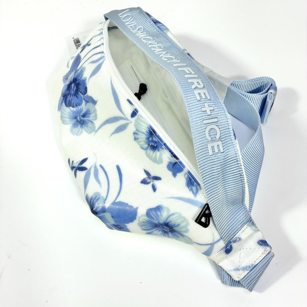 LoveShackFancy LoveShackFancy x Bogner Fire + Ice Belt Bag Strong Current Size ONE SIZE - 12 Thumbnail