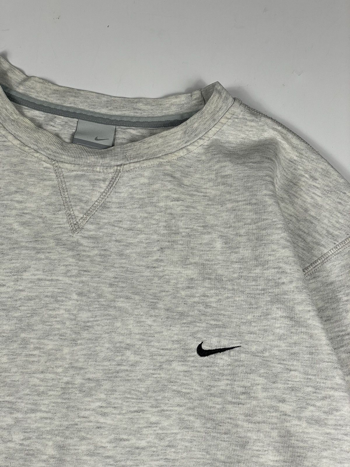 Nike × Vintage Nike swoosh 00s logo classic crewneck boxy xl Size US XL / EU 56 / 4 - 2 Thumbnail