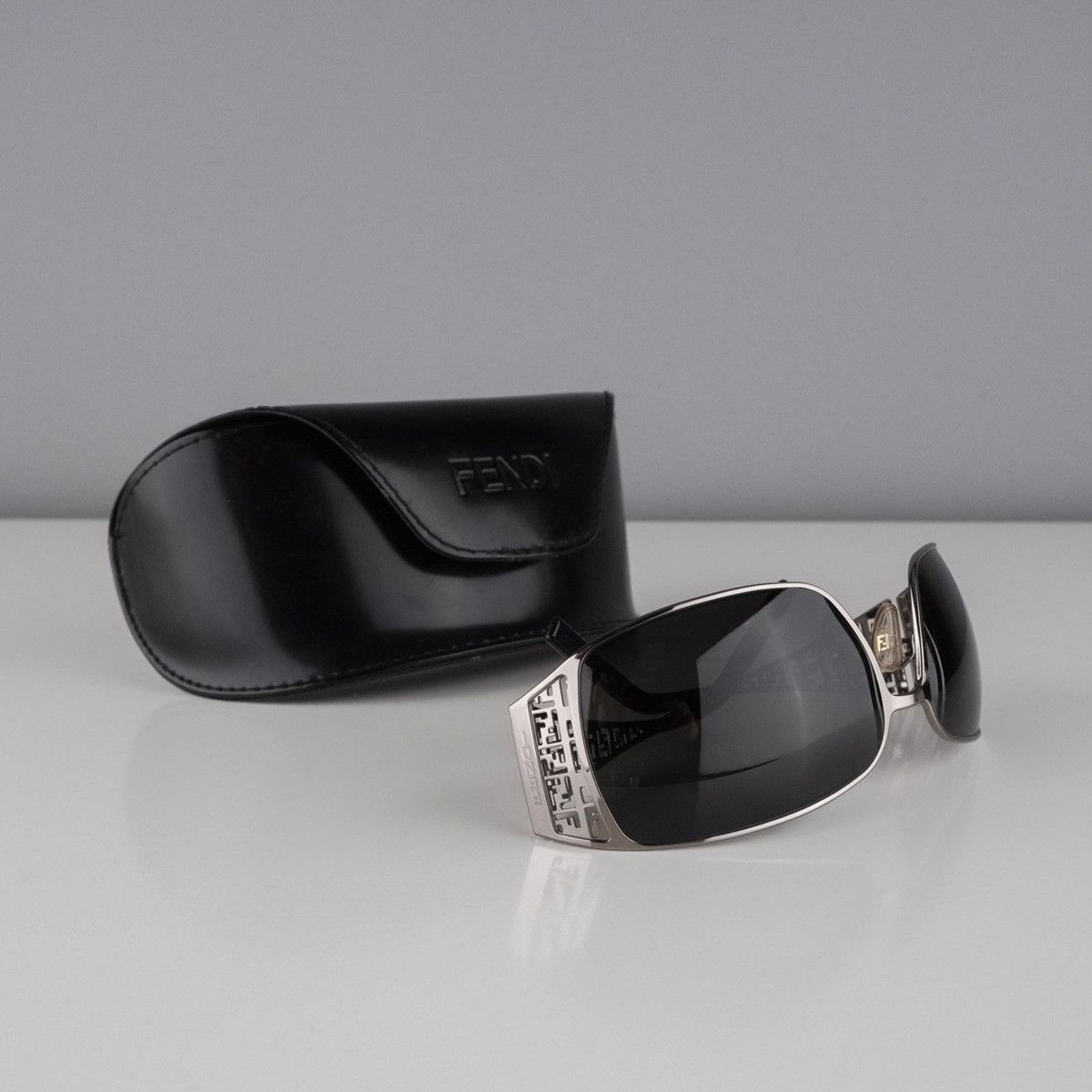 Fendi Vintage fendi ff multi silver logo sunglasses Size ONE SIZE - 7 Thumbnail