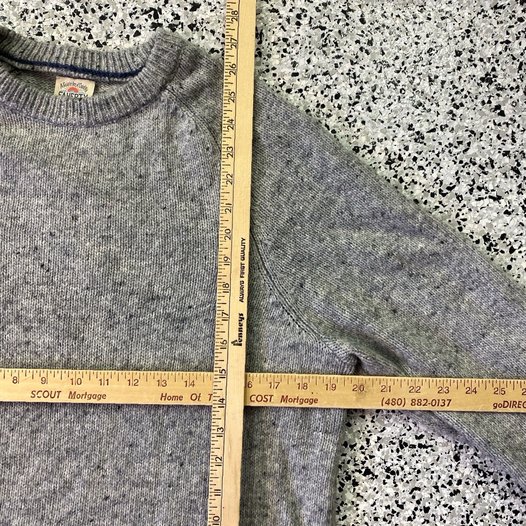 Faherty Faherty Wool Blend Crewneck Sweater Mens M Gray Speckled Knit Pullover Crew Neck Regular Fit Long Sleeve Vintage: No Size US M / EU 48-50 / 2 - 2 Thumbnail