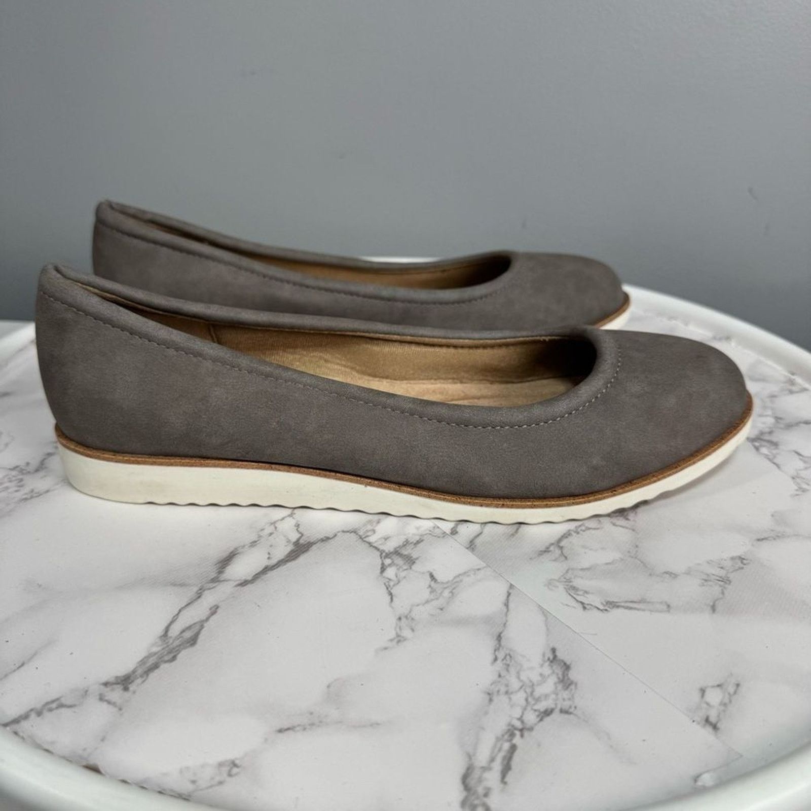 Other Abella Women’s Shoes sz 11 Suede NWOT #H872 Size US 11 / IT 41 - 2 Thumbnail