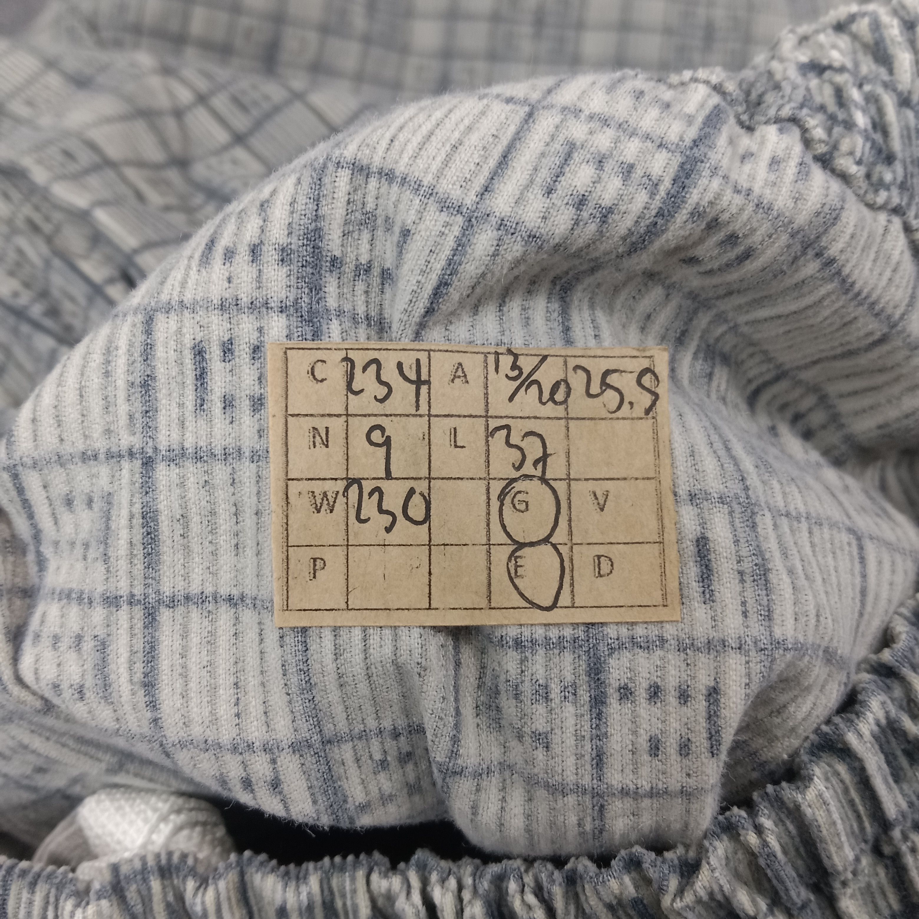 Givenchy 1 set GIVENCHY Italian Fashion Brand Sleep Pyjamas Shirt Size US L / EU 52-54 / 3 - 10 Thumbnail
