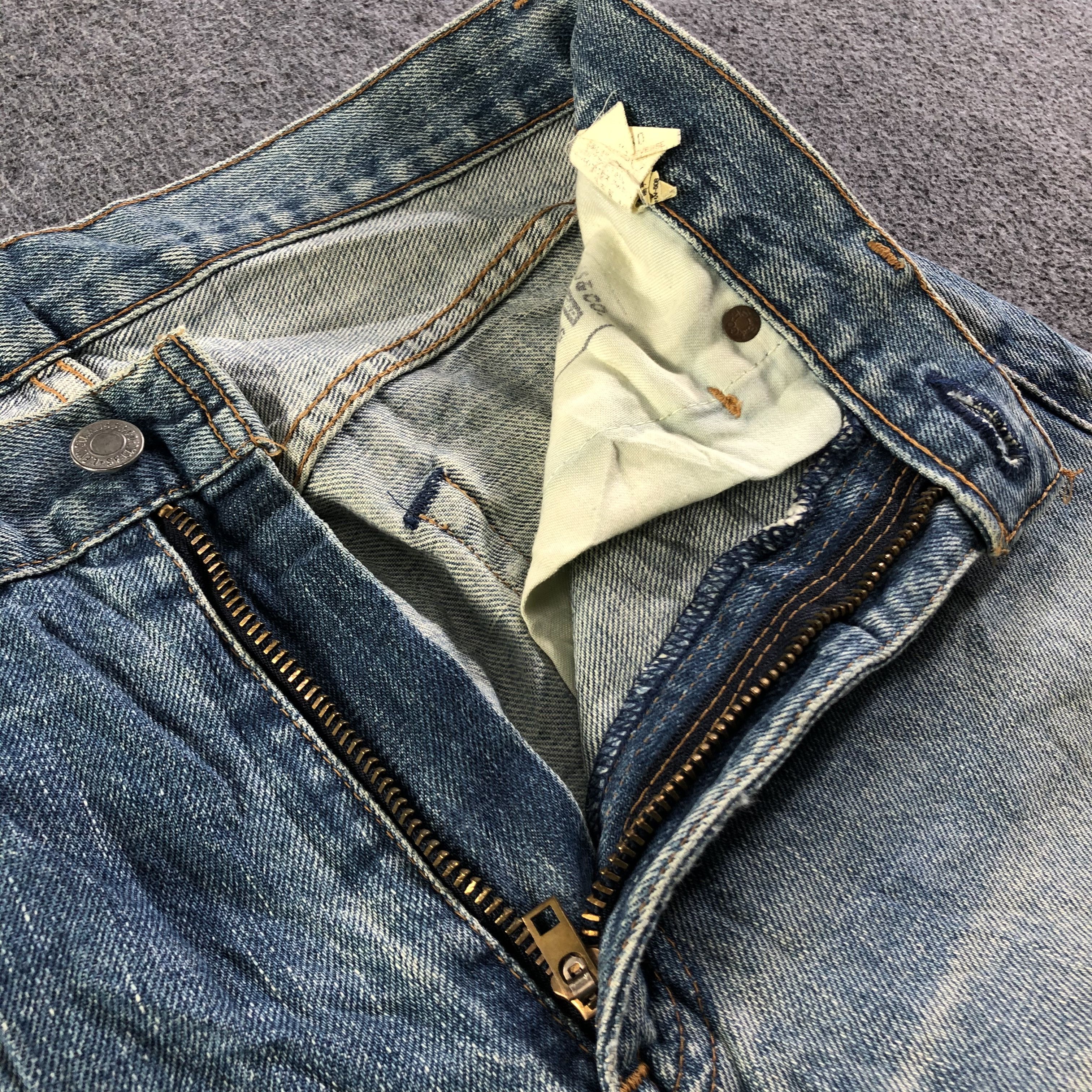 Levi's Vintage 90s Blue Wash Levis 502 Jeans-J3770 Size US 29 - 9 Thumbnail