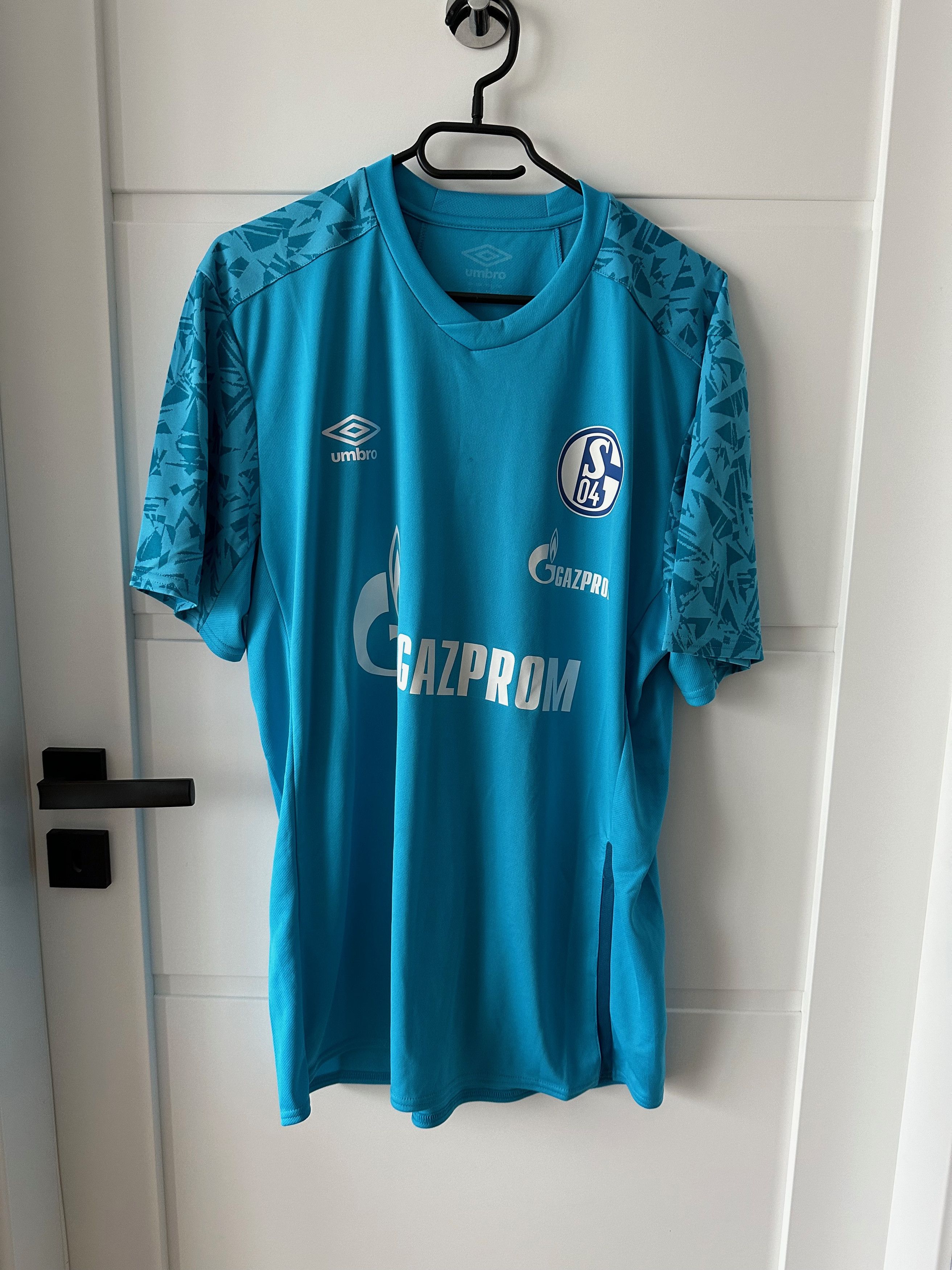 Umbro 2020 2021 Schalke 04 training Umbro jersey soccer football Size US XL / EU 56 / 4 - 2 Thumbnail