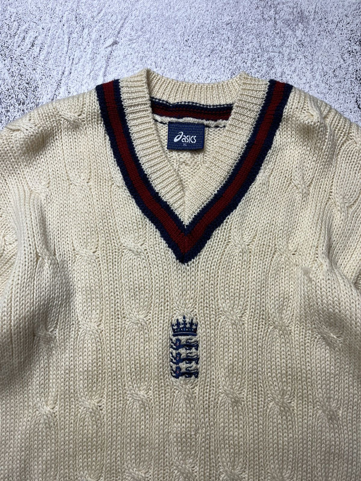 Asics Rare VINTAGE Asics Sweater England soocer football XL Size US XL / EU 56 / 4 - 5 Thumbnail