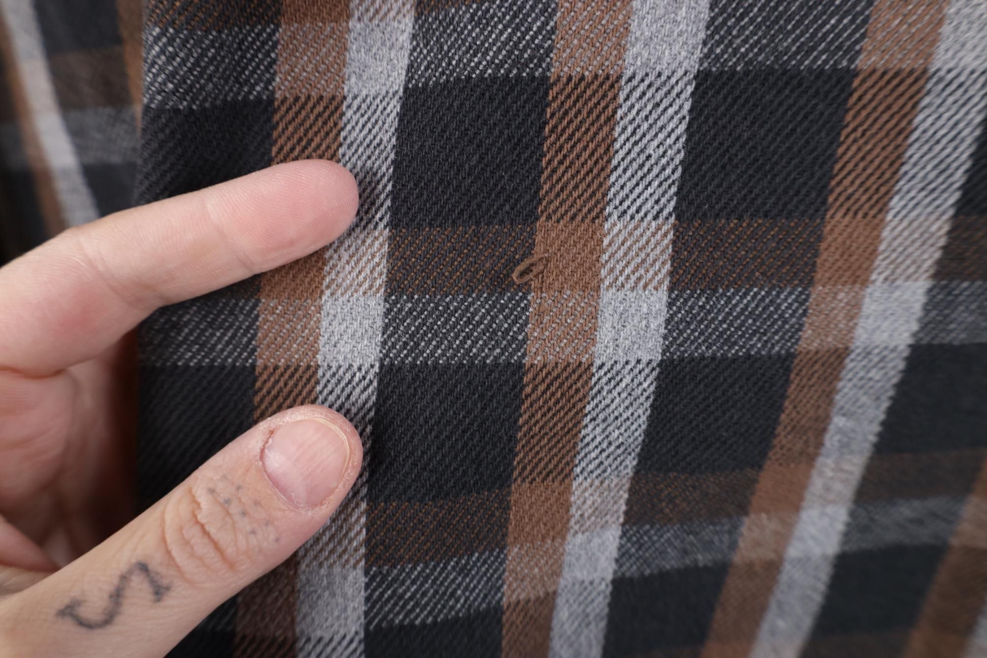 Carhartt Vintage Carhartt Heavyweight Flannel Button Shirt Plaid Size US L / EU 52-54 / 3 - 9 Thumbnail