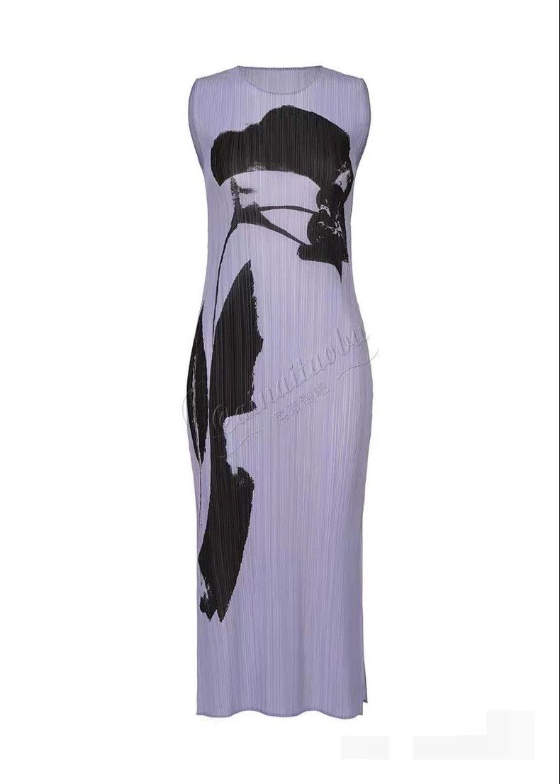 Other Issey Miyake size:2 Purple pleated dress Size XS / US 0-2 / IT 36-38 - 1 Thumbnail