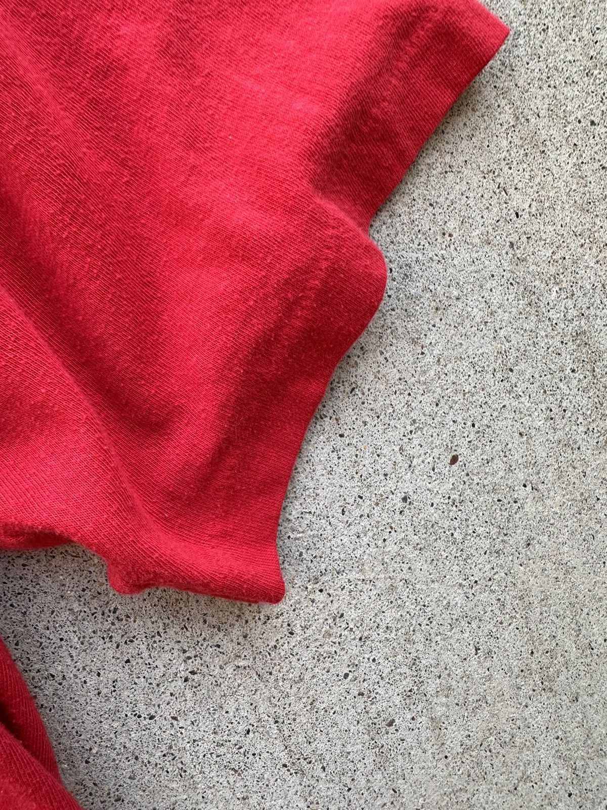 Peanuts × Vintage Vintage Knotts Berry Farm Snoopy T-rex M Red Single Stitch Size US M / EU 48-50 / 2 - 4 Thumbnail