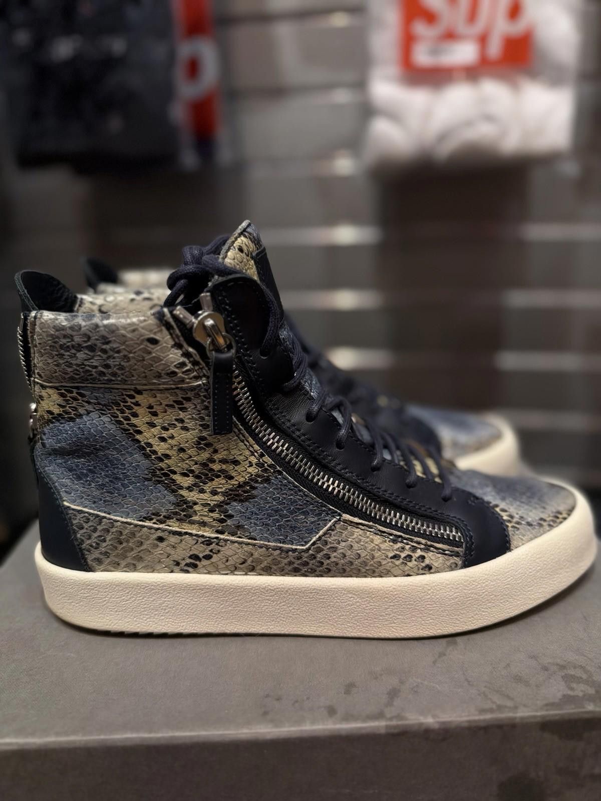 Giuseppe Zanotti Giuseppe Zanotti Embossed Snakeskin Sneakers - 44EU/11US Size US 11 / EU 44 - 12 Thumbnail