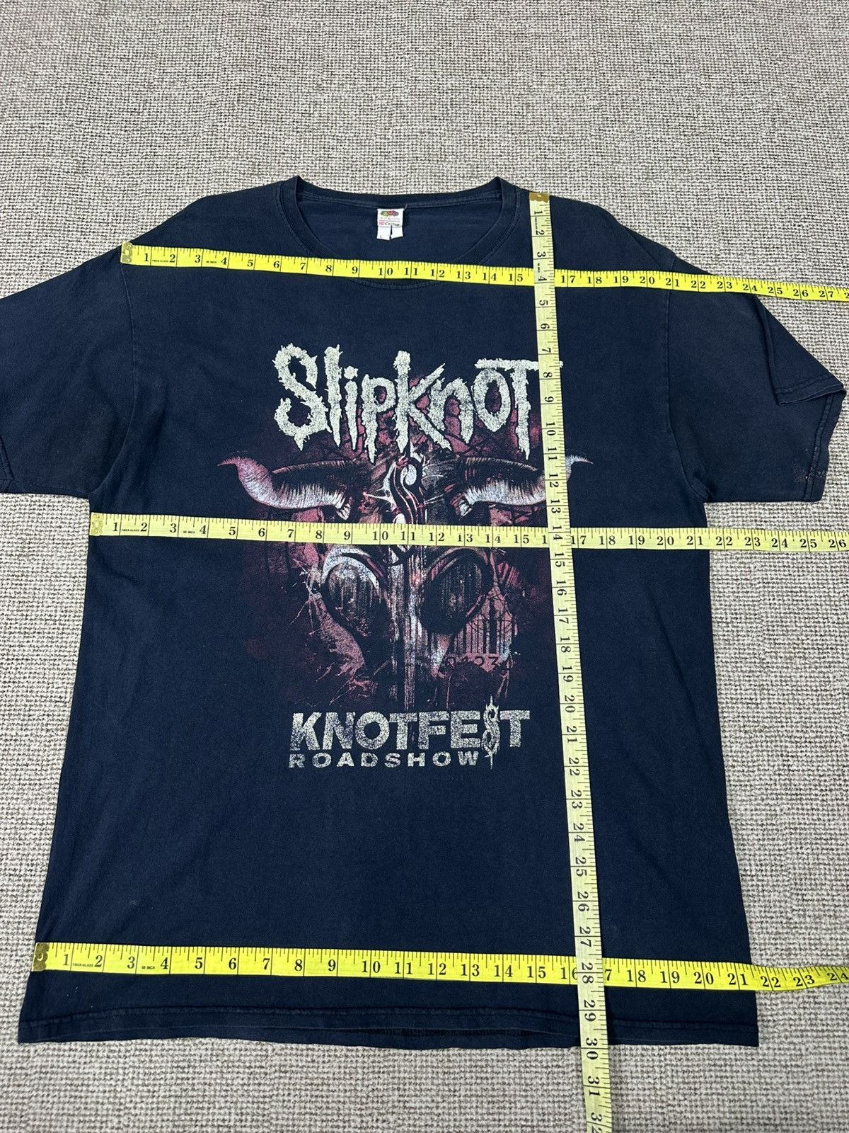 Band Tees Slipknot Knotfest Roadshow 2019 Tashirt A993 Size US L / EU 52-54 / 3 - 5 Thumbnail