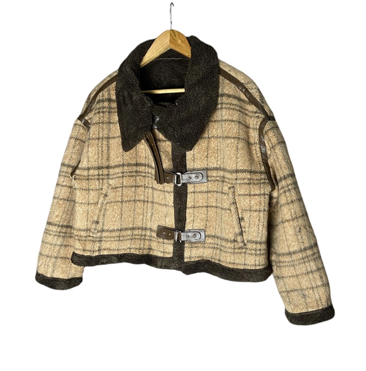 Japanese Brand Vintage Japanese Fur Crop Top Jacket Size US S / EU 44-46 / 1 - 2 Thumbnail