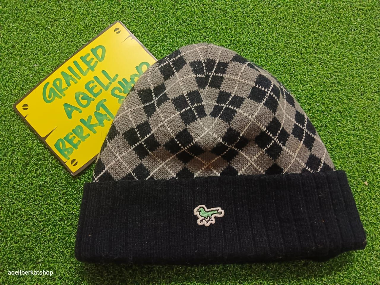 Modern Amusement MODERN AMUSEMENT Beanie Size ONE SIZE - 1 Thumbnail
