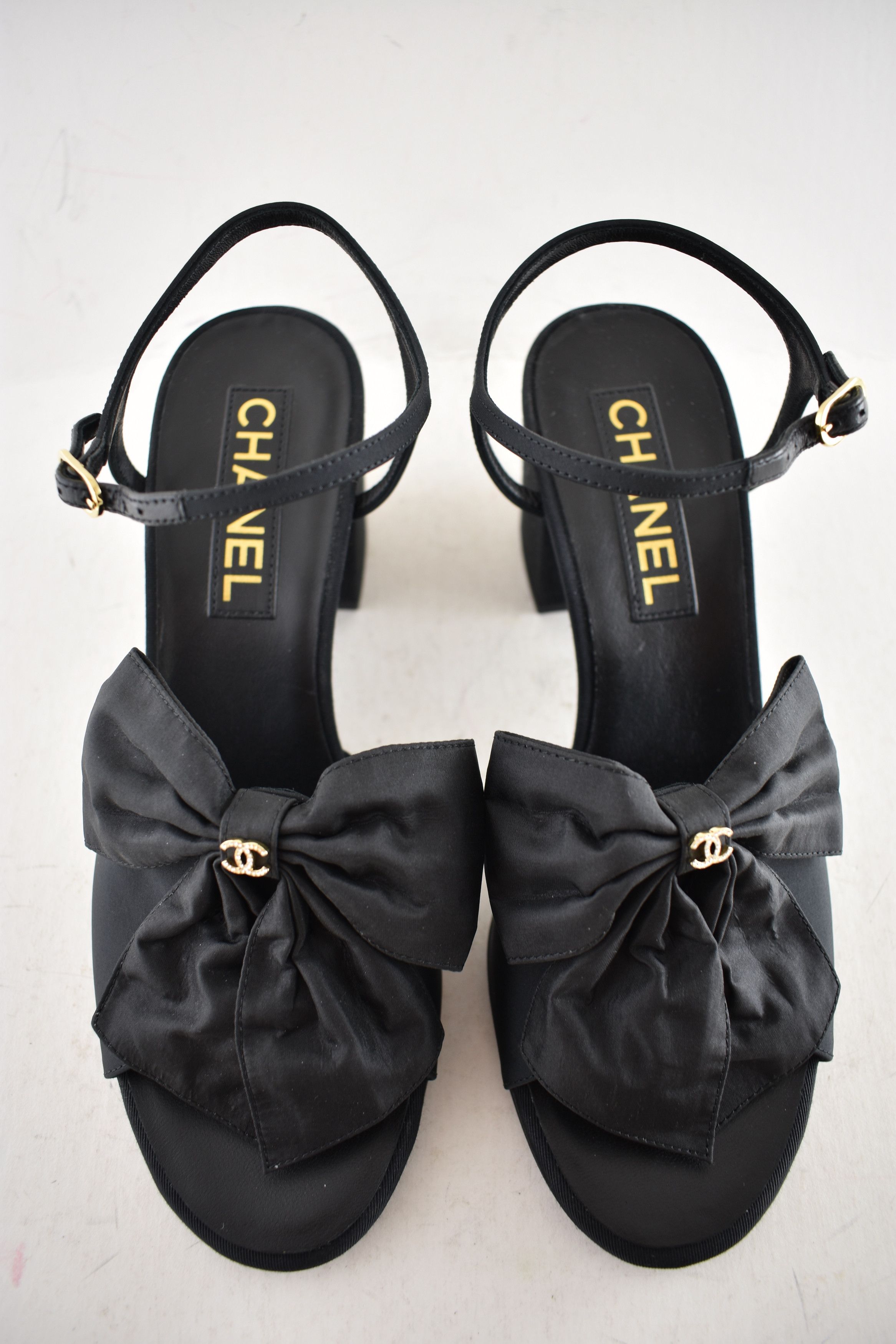 Chanel Chanel 24A Black Silk Bow CC Logo Block Heel Sandals 42 Size US 12 / IT 42 - 12 Thumbnail