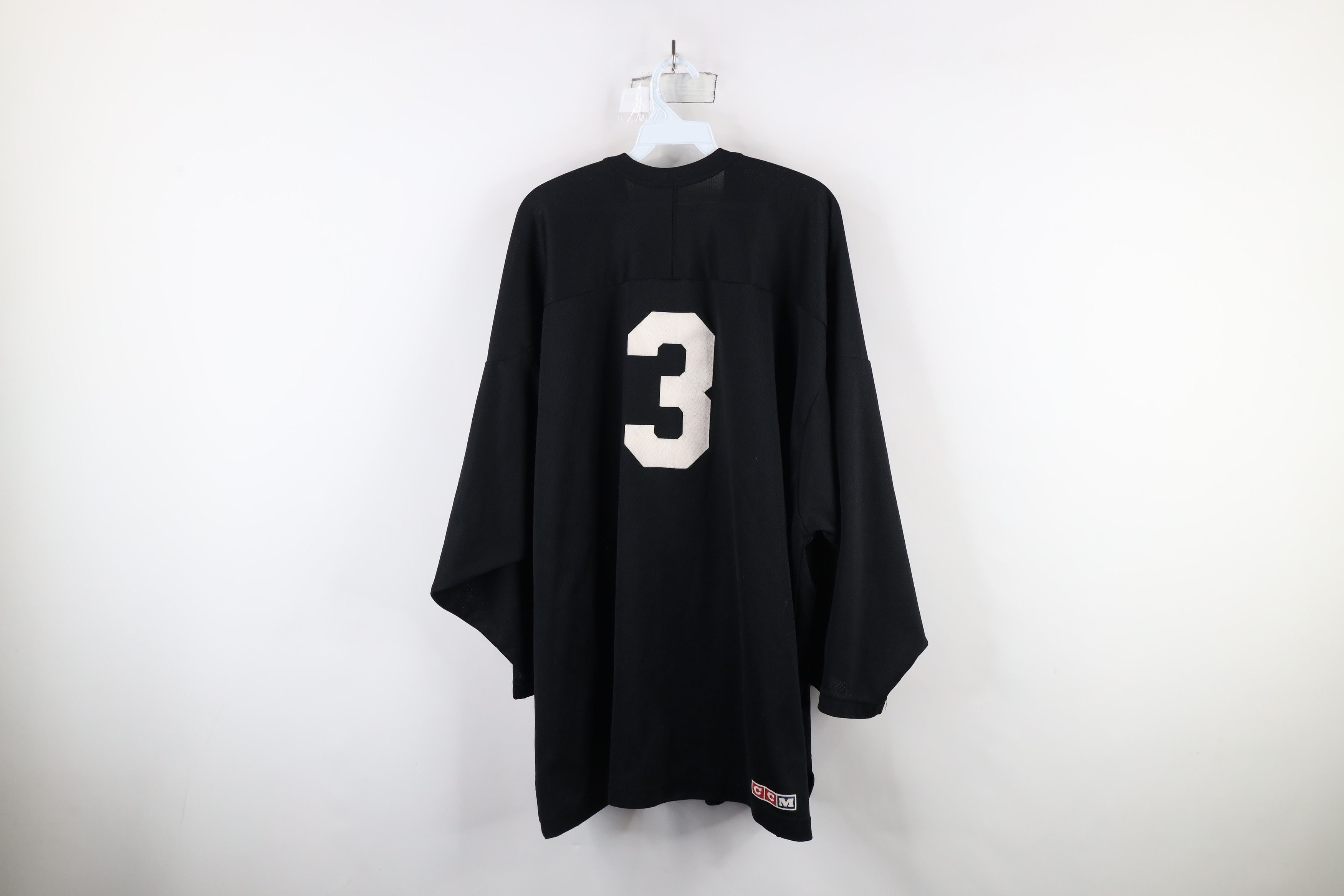 Vintage Vintage 90s CCM Hockey Blank Knit Ice Hockey Jersey Black #3 Size US XXL / EU 58 / 5 - 12 Thumbnail