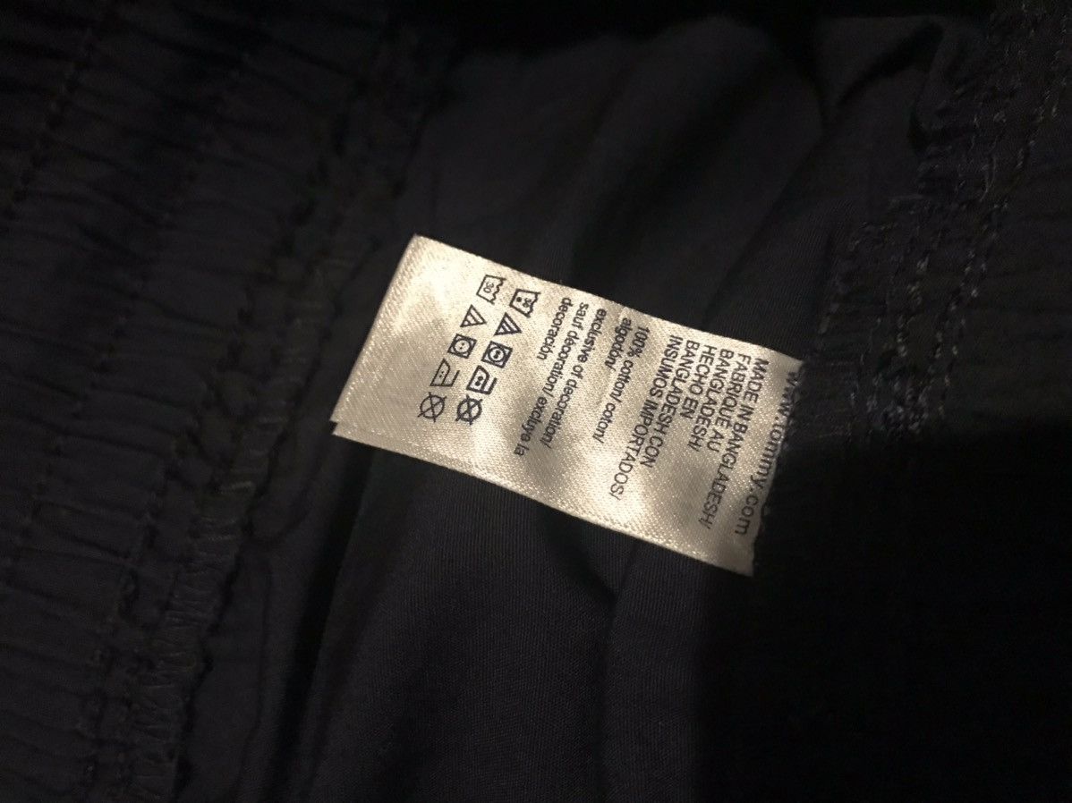 Tommy Hilfiger Two Tommy Hilfiger pants - A straight & Cargo Pant Size US 40 / EU 56 - 6 Thumbnail